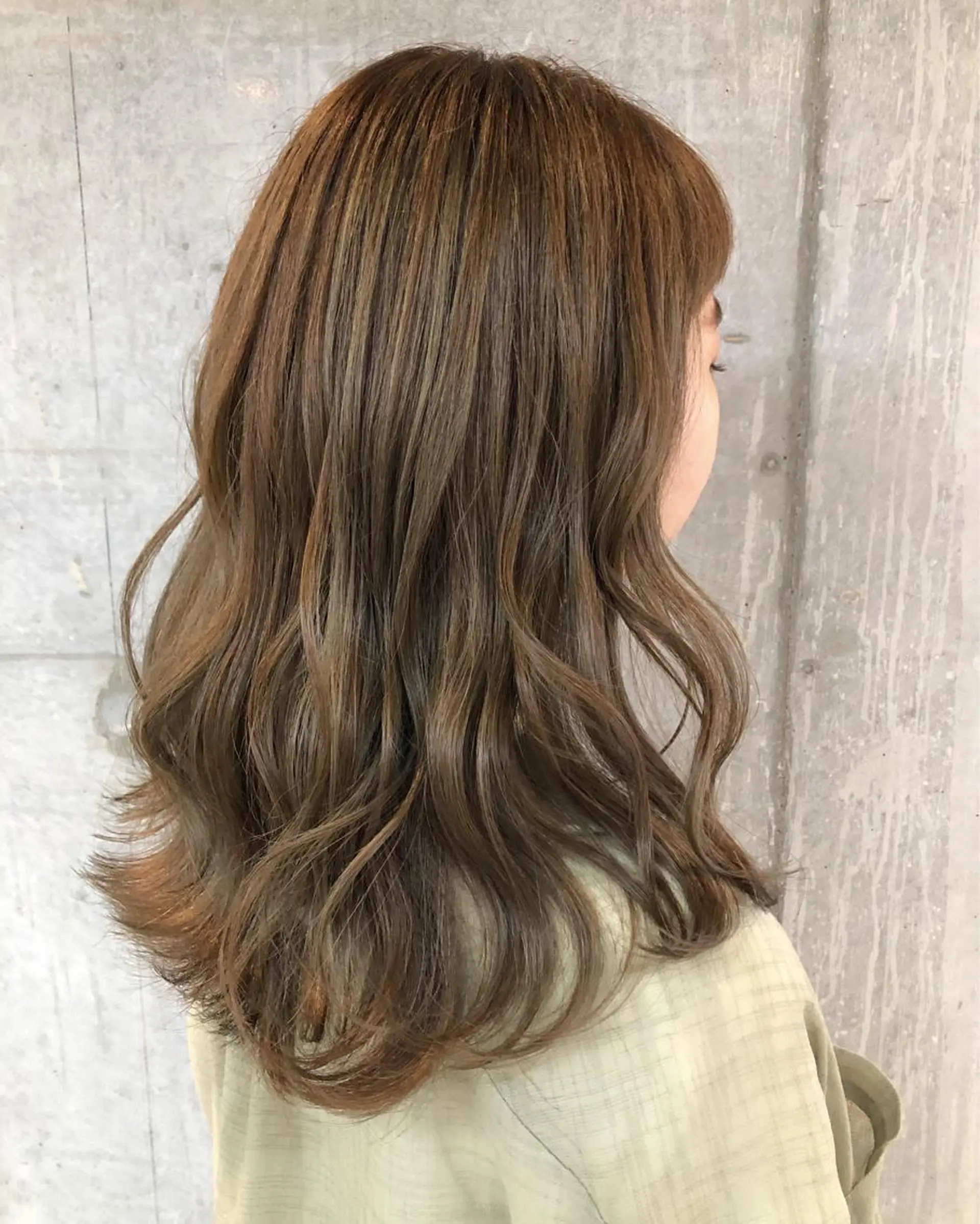 ロング カット ヘアカラー トリートメント 女性に人気♪ はやしほのかのヘアスタイル