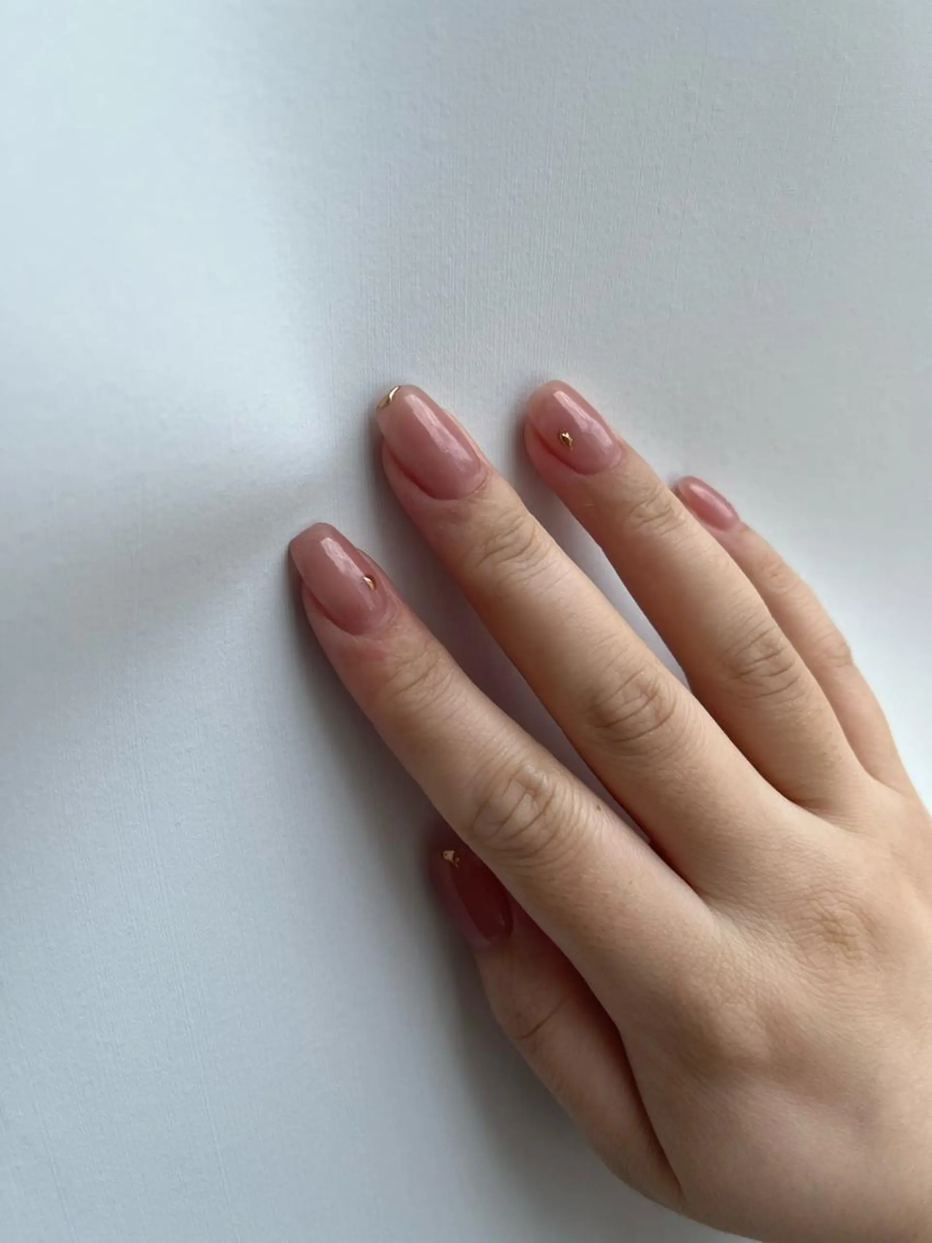 ネイル ハンドネイル 友田 晴香のネイルデザイン