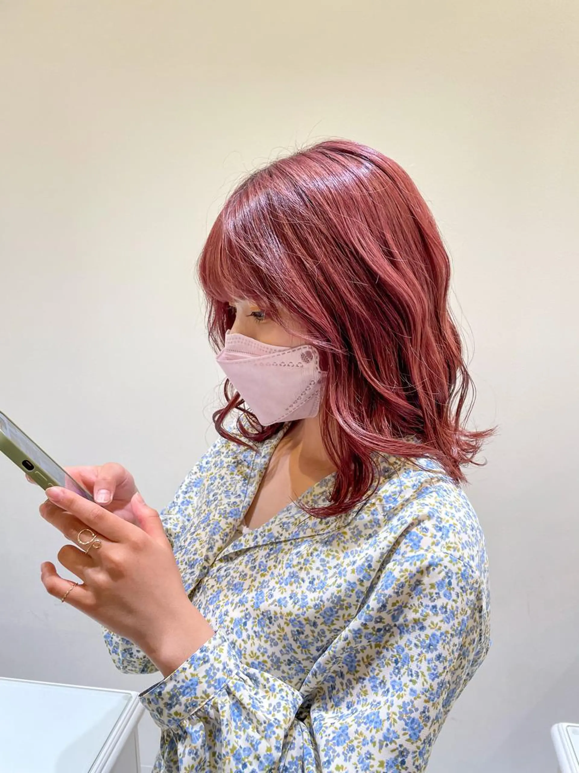 ミディアム 似合わせスタイル 岡田勇哉のヘアスタイル