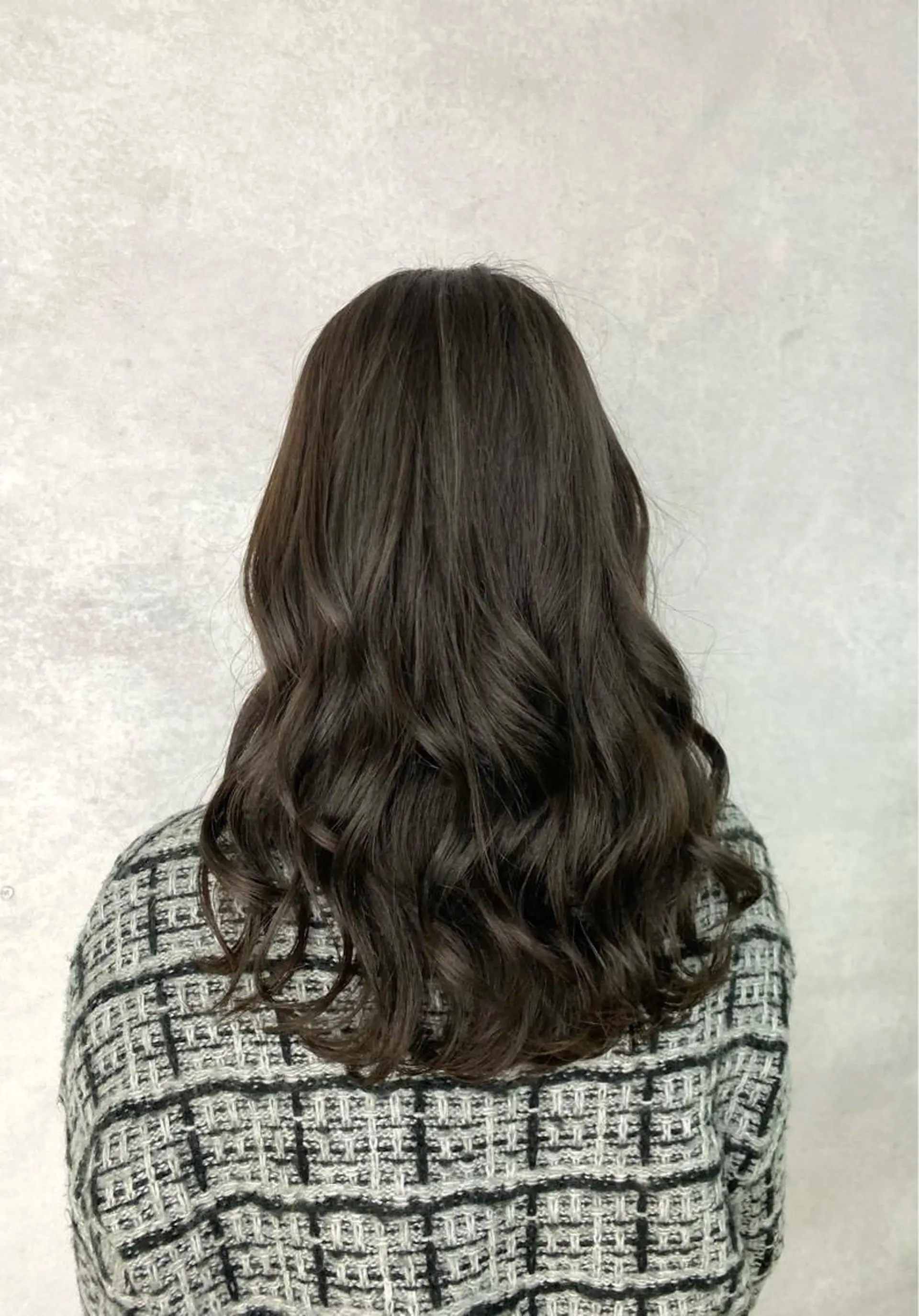 セミロング カラー 髪質改善 トリートメント カット ヘアカラー トリートメント 統括マネージャー/ 髪のドクター/前原悟のヘアスタイル