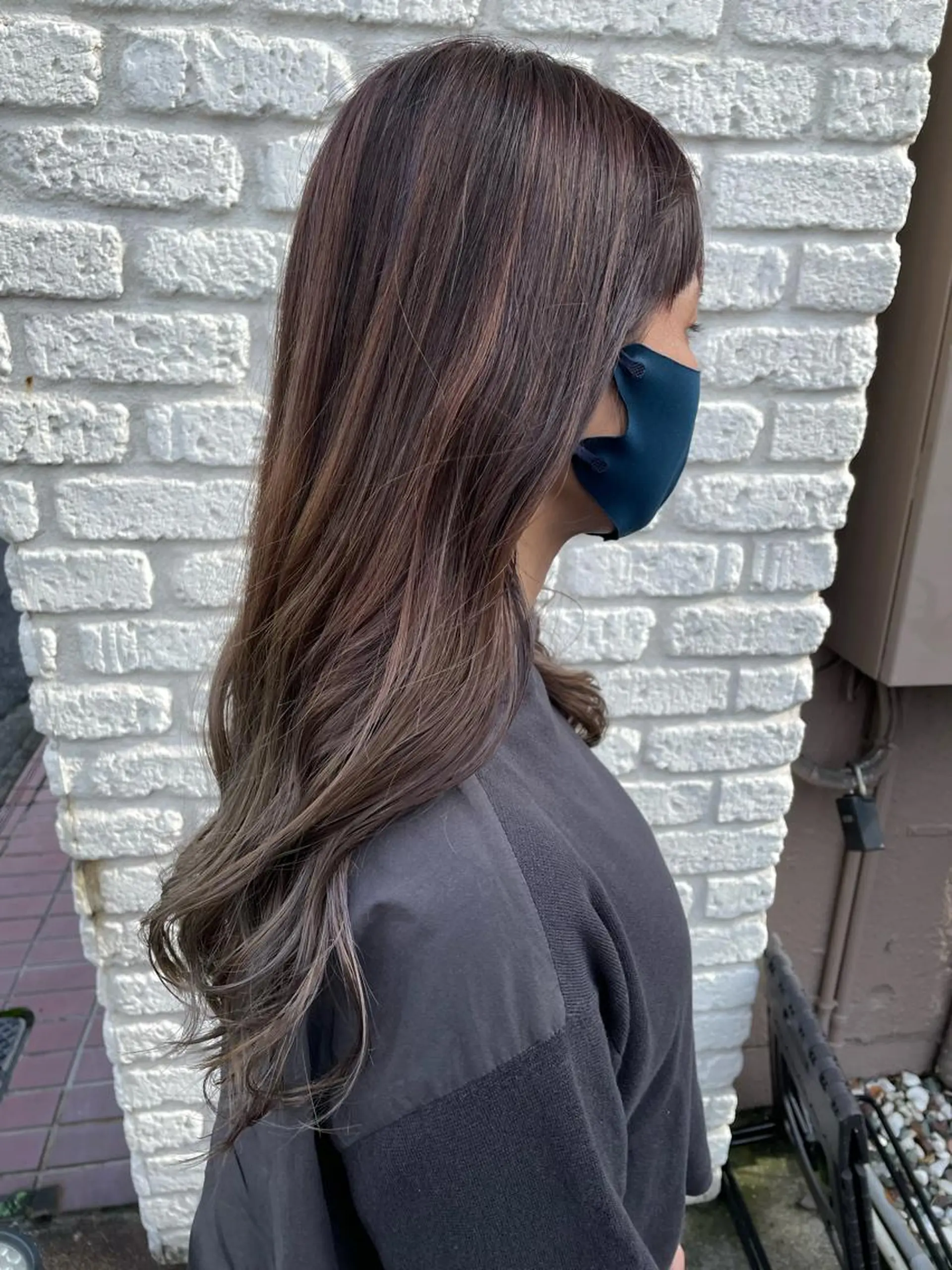 ロング popi 片岡のヘアスタイル