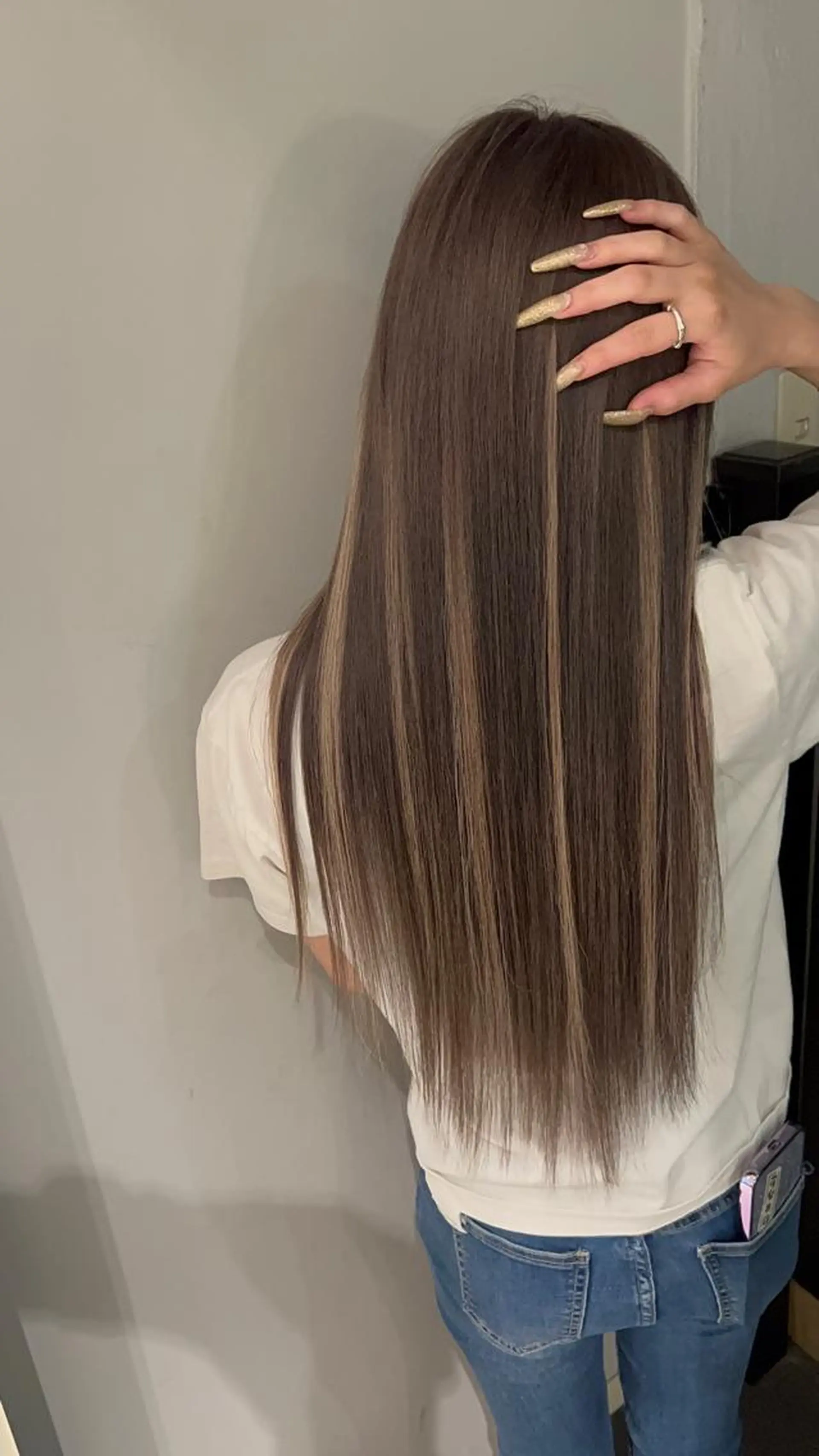 セミロング カラー ヘアアレンジ 🔥ハイトーンカラー ギャルNAOKI🔥のヘアスタイル