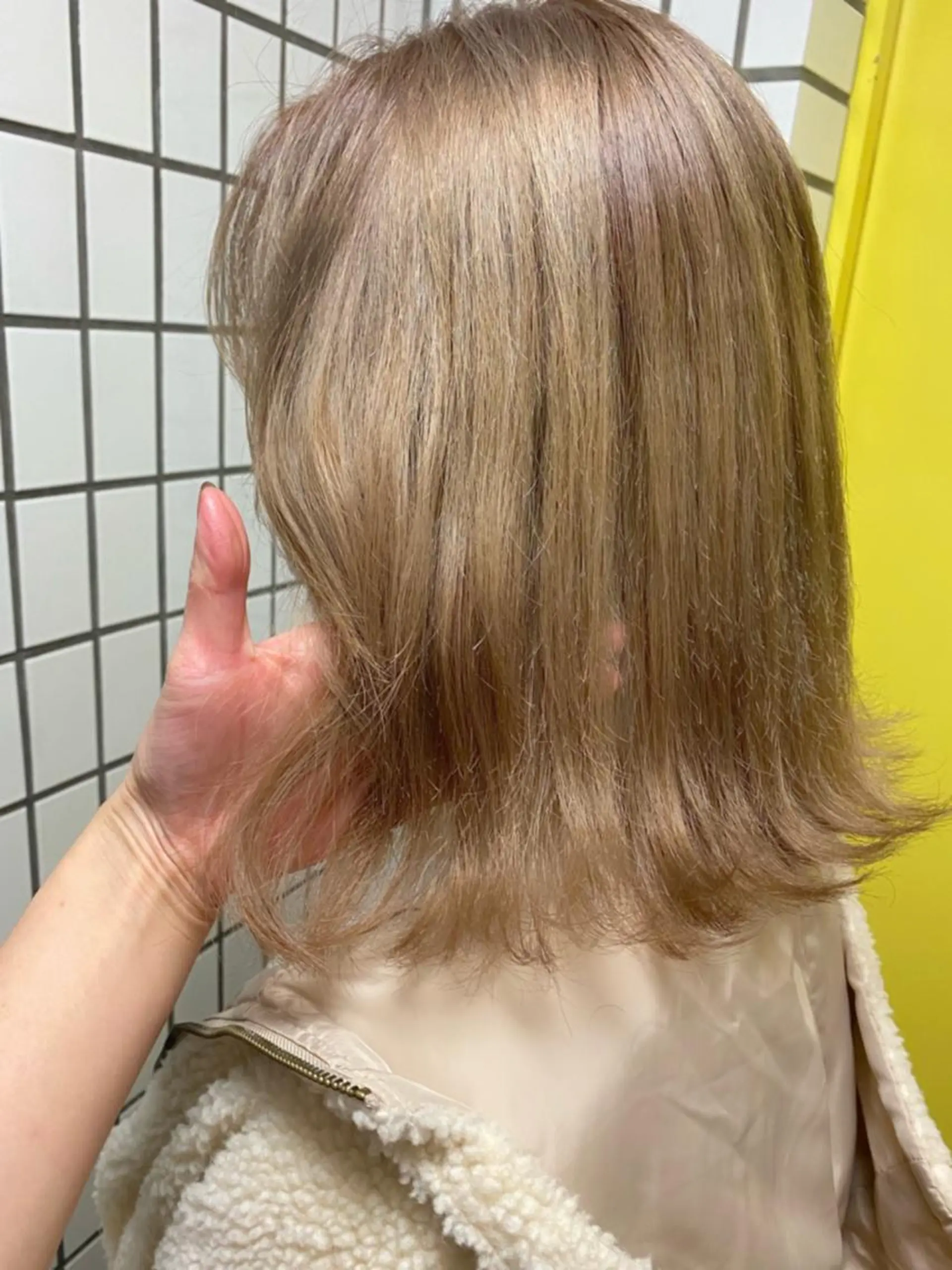 ミディアム 韓国レイヤー/透明感 カラー🦋mioのヘアスタイル