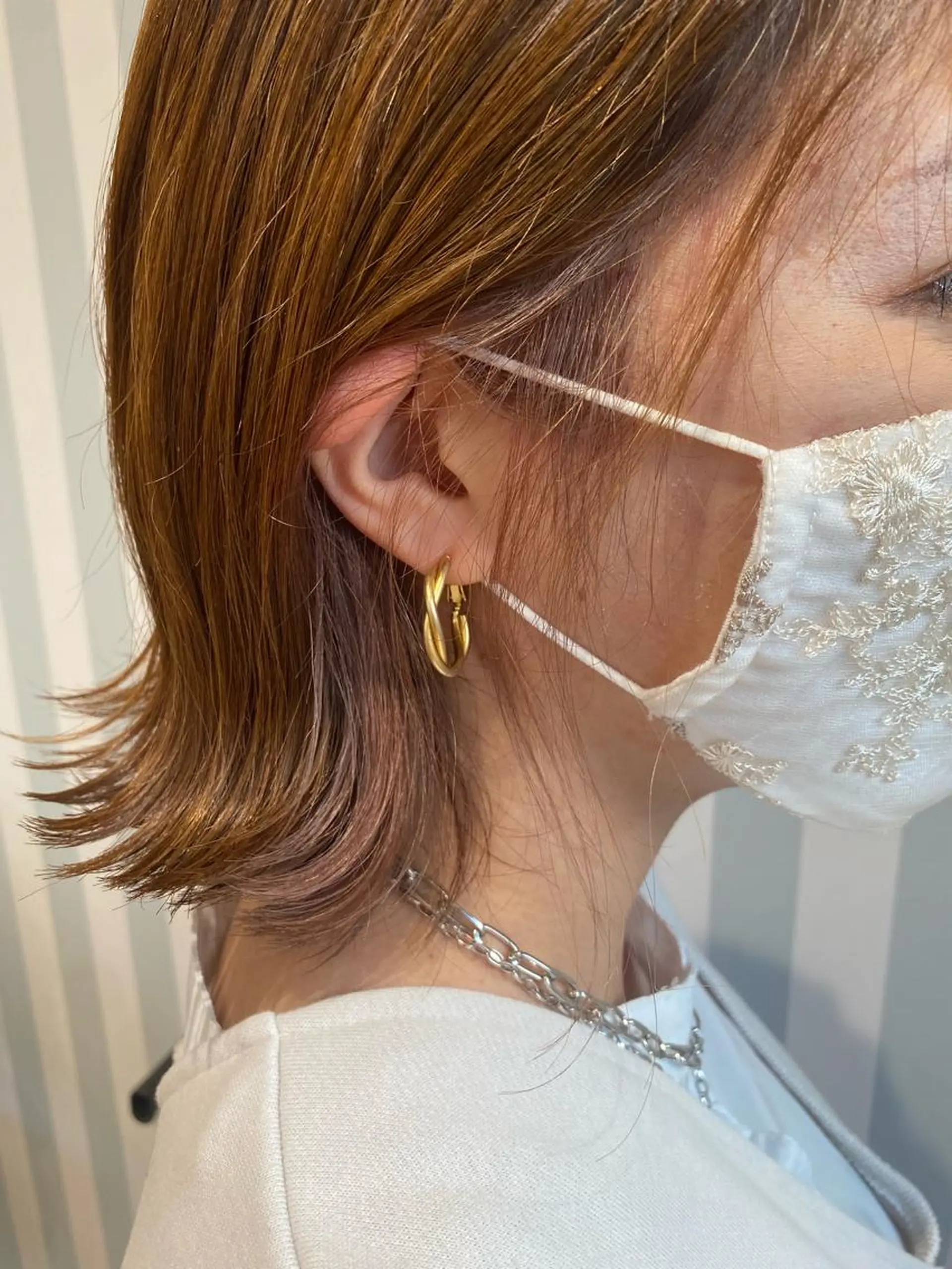 ショート カラー インナーカラー ベージュ/インナー カラー🤍Rieのヘアスタイル