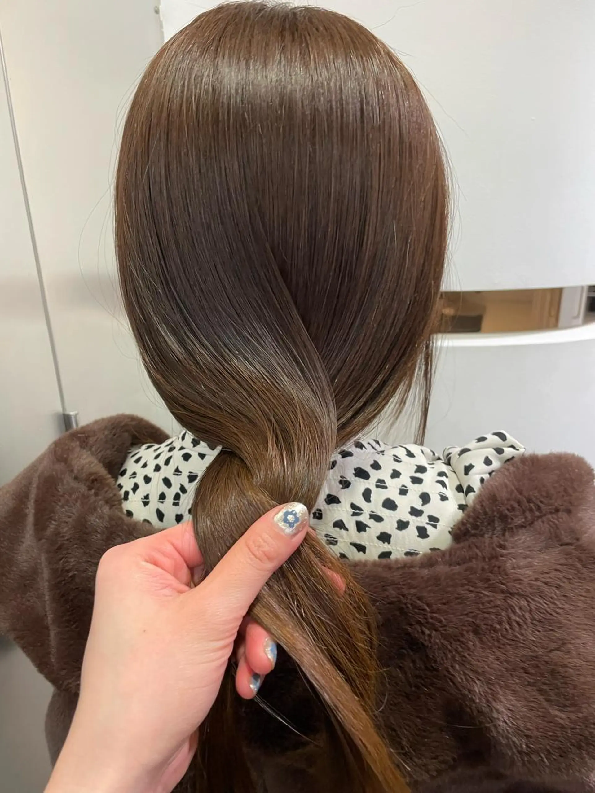 ロング カラー ベージュカラー ブリーチ ラベンダーカラー ブリーチなしカラー ブリーチなしで透け感 暖色カラーボブaoiのヘアスタイル