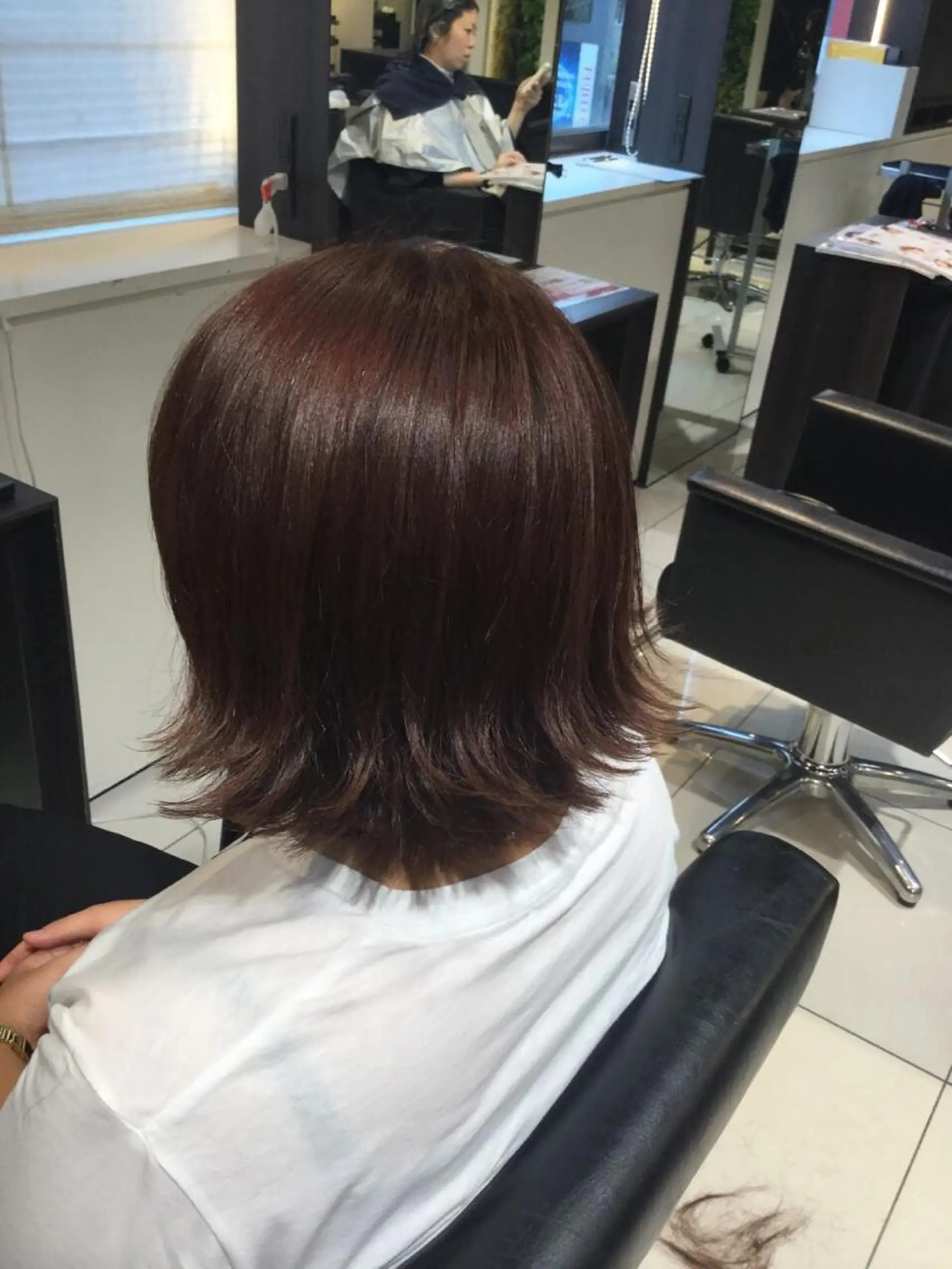 セミロング パープルカラー カット トリートメント 【似合うが見つかる】 Hanaのヘアスタイル