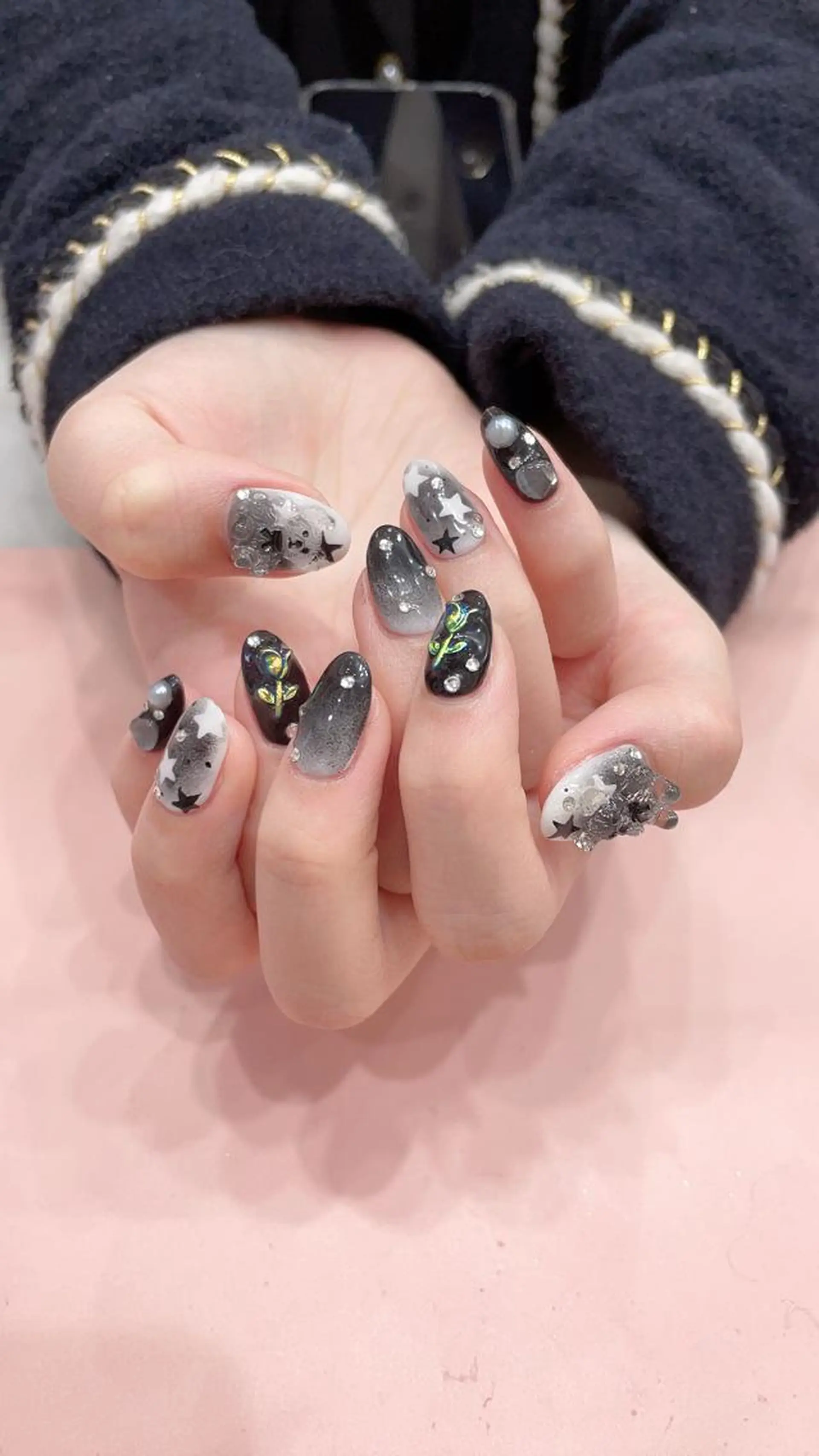 ネイル ハンドネイル ハンドケア The Bomのマツエク・マツパデザイン