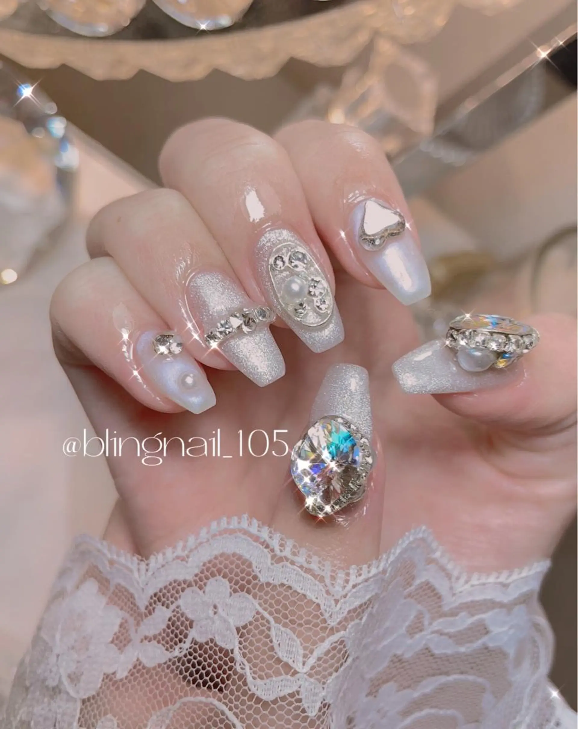 ネイル 23時まで❤︎韓国、 ワンホンネイルのネイルデザイン