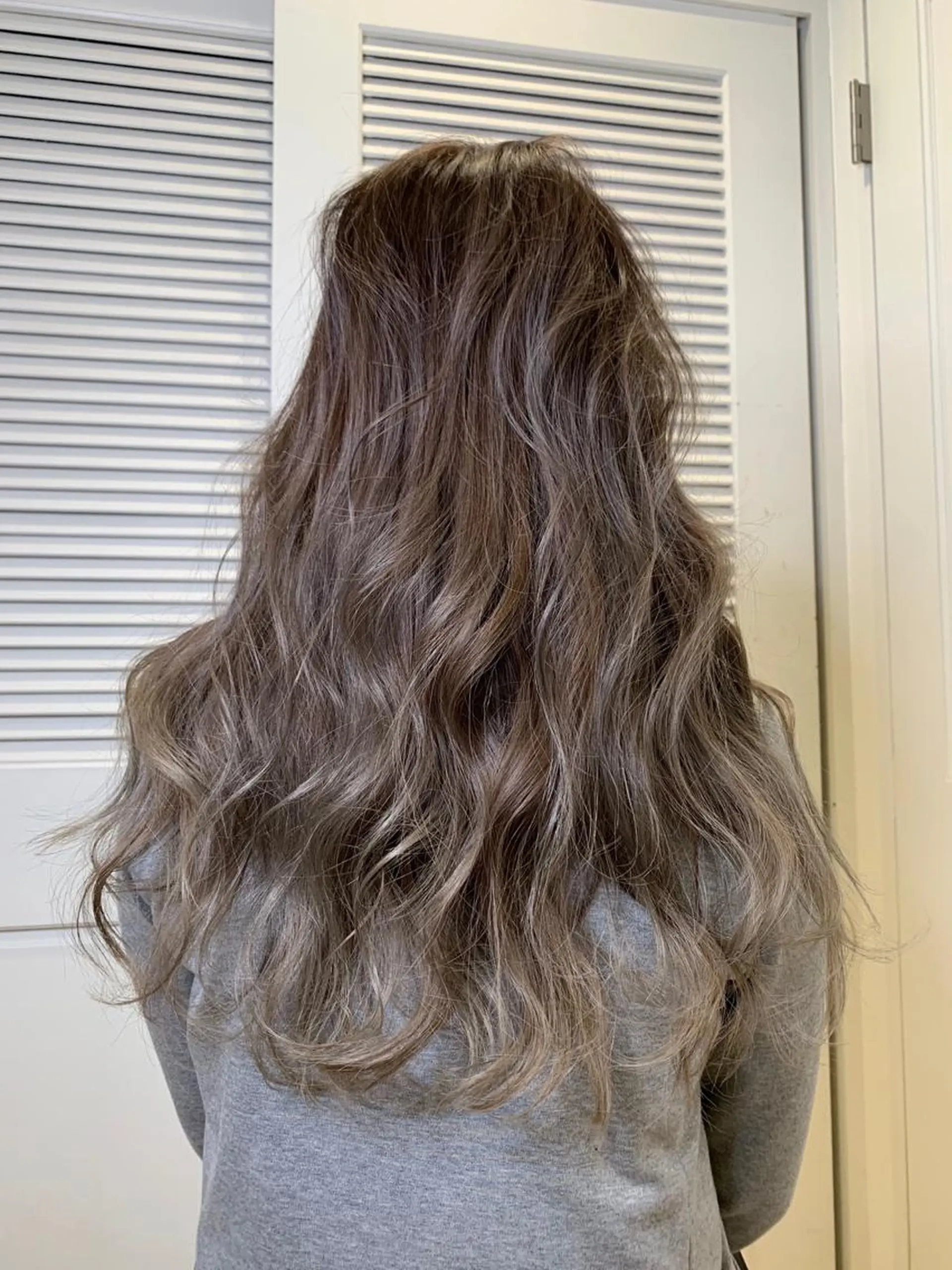 ロング レイヤーカット カット ヘアカラー トリートメント 渋谷ハイトーン/ デザインカラー阿部のヘアスタイル