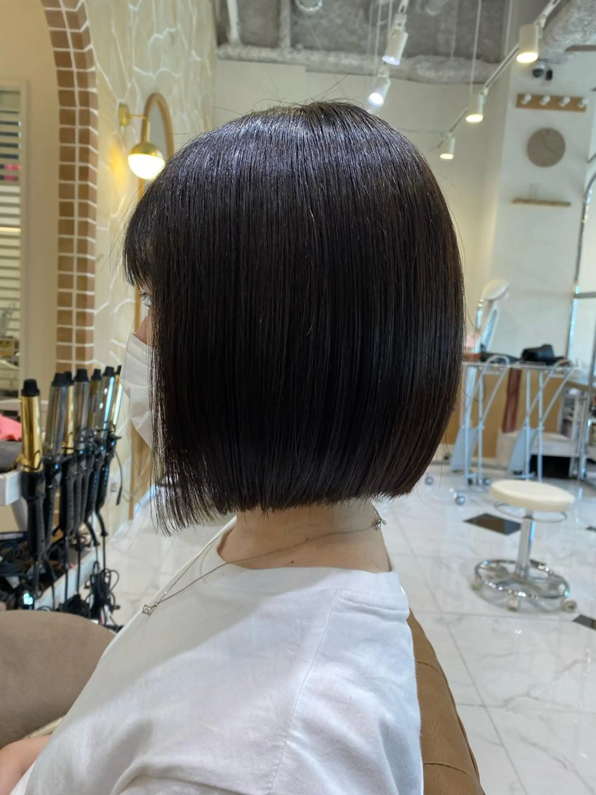 ショート ボブ 縮毛矯正 坂井 茅聖のヘアスタイル