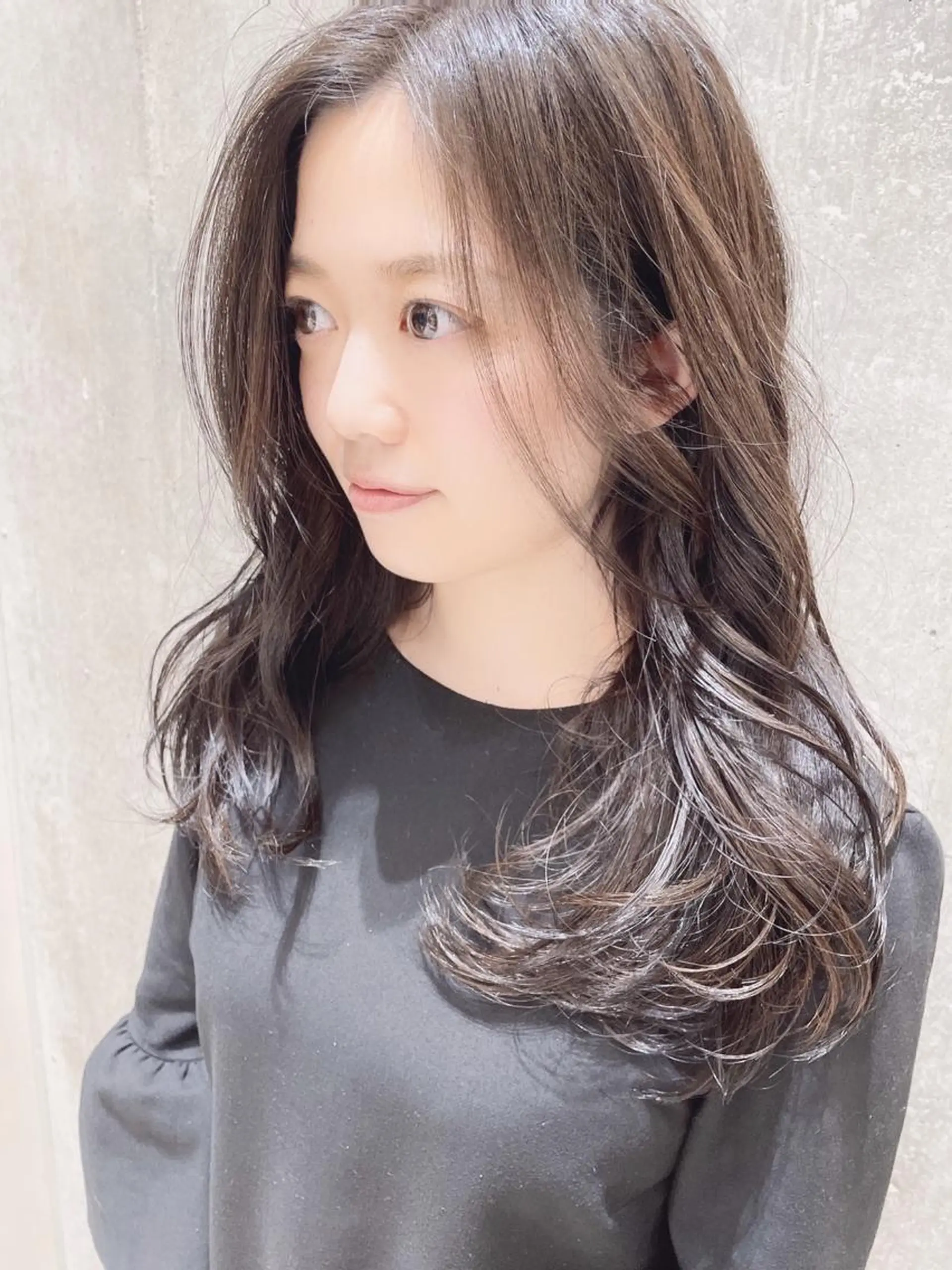 セミロング カラー 透明感カラー KURO/韓国ヘア /レイヤーカットのヘアスタイル