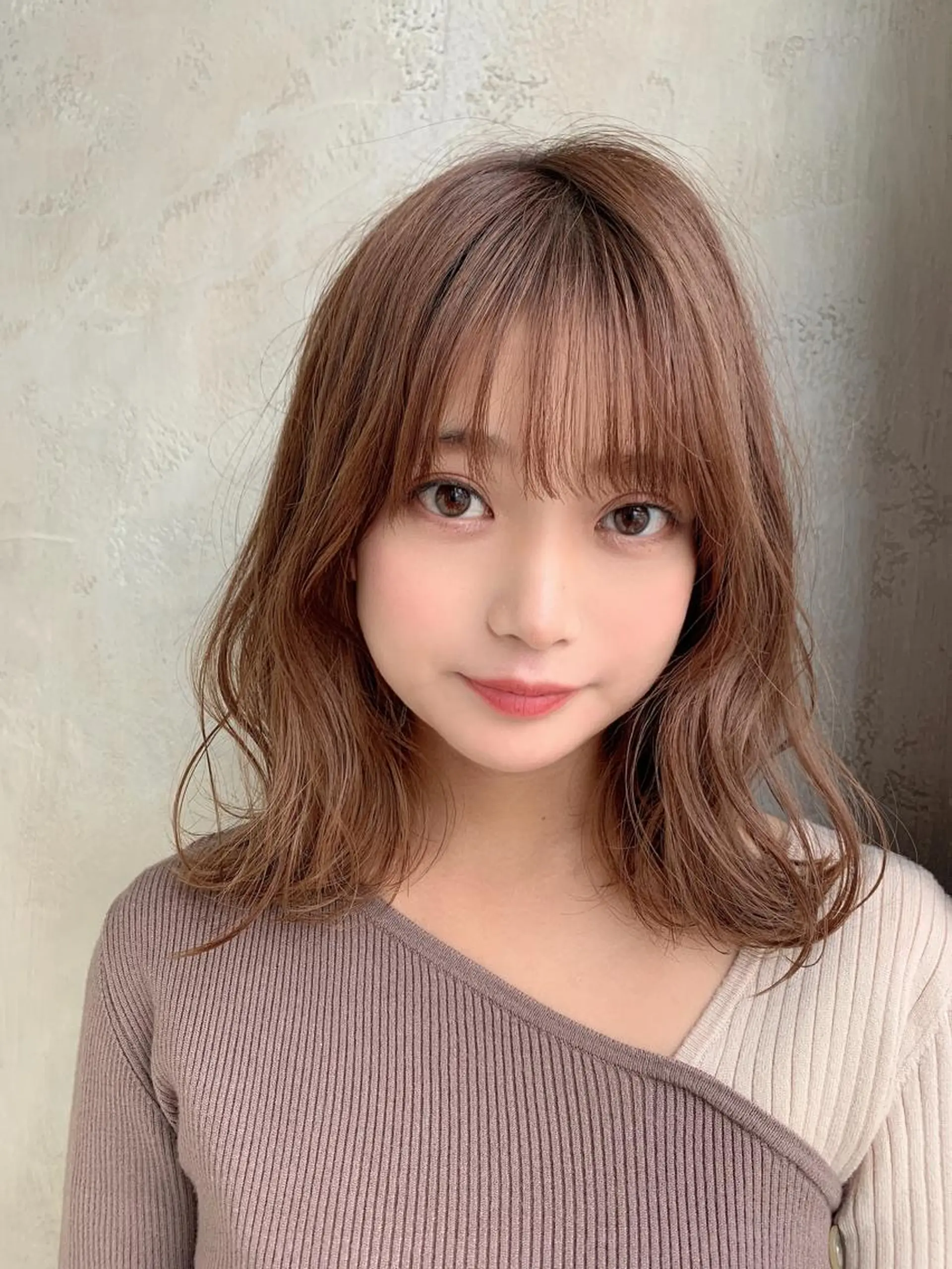 ミディアム カラー バレイヤージュ ブリーチ ケアブリーチ ダブルカラー ハイライトカラー カット ヘアカラー トリートメント 新宿✨顔周りカット 韓国ヘア/坂本亜裟海のヘアスタイル