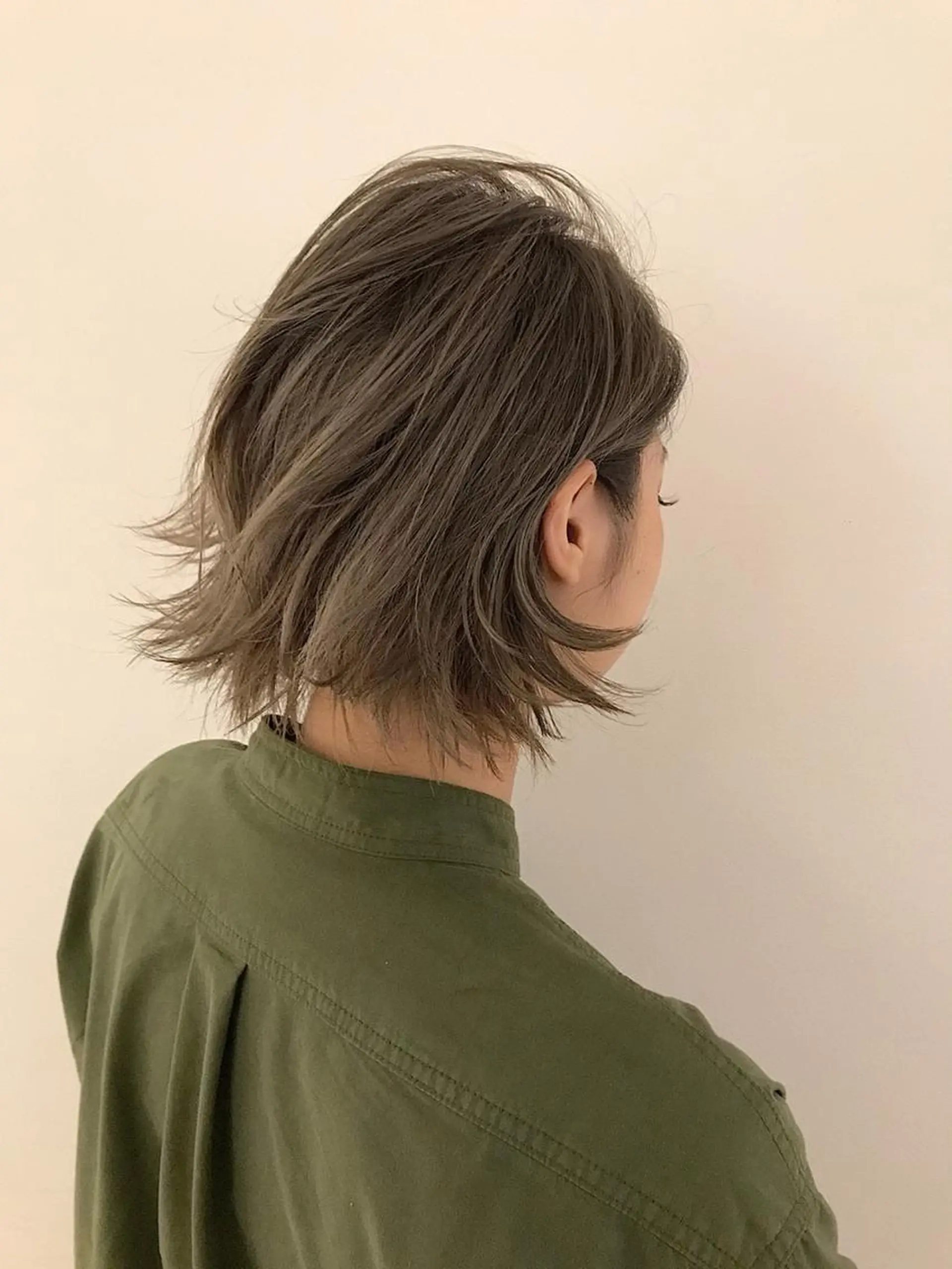 ミディアム カラー パーマ 指名支持率NO.1 スタイリストのヘアスタイル