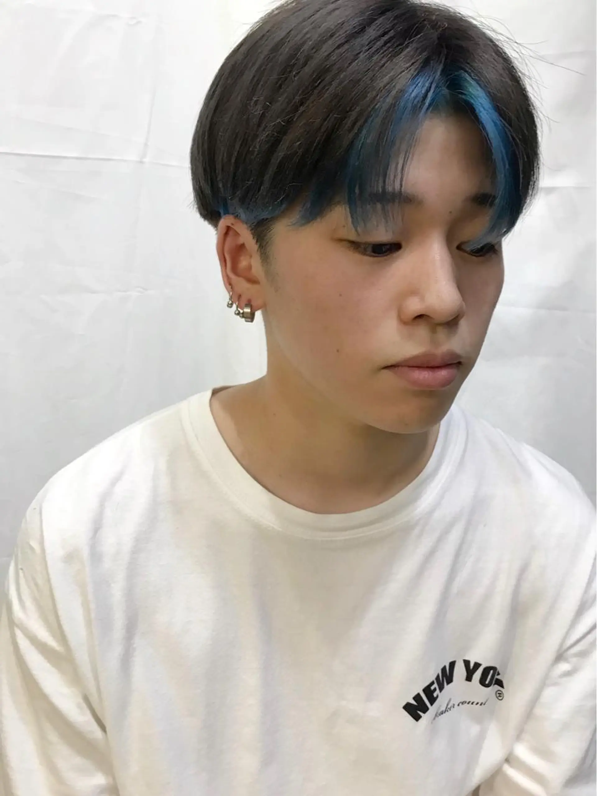 ショート カラー メンズ ブルーカラー グレージュ Piaコータロー ハイトーン&‪ボブのヘアスタイル