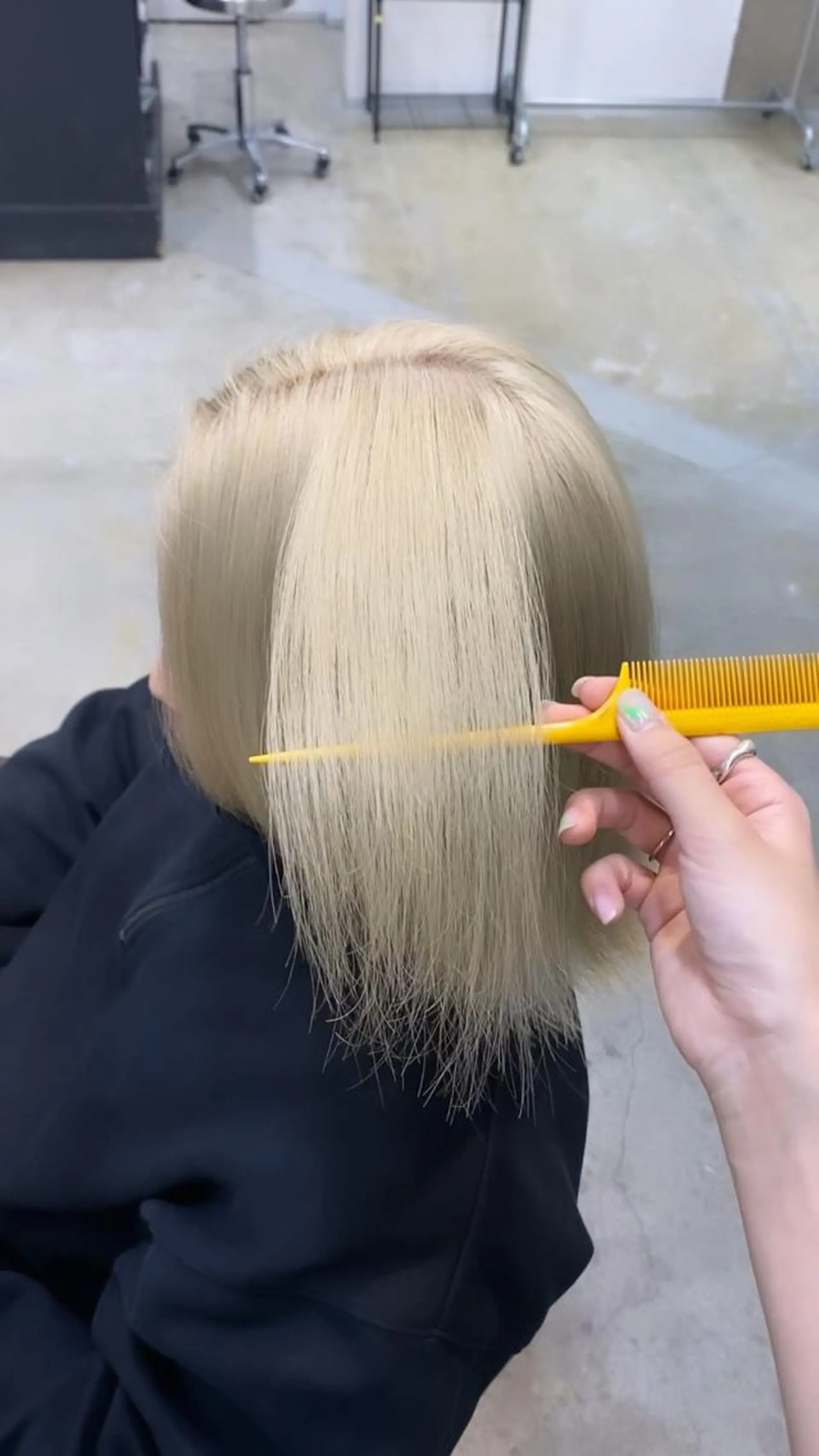 セミロング カラー ブロンド souco/ moenoのヘアスタイル