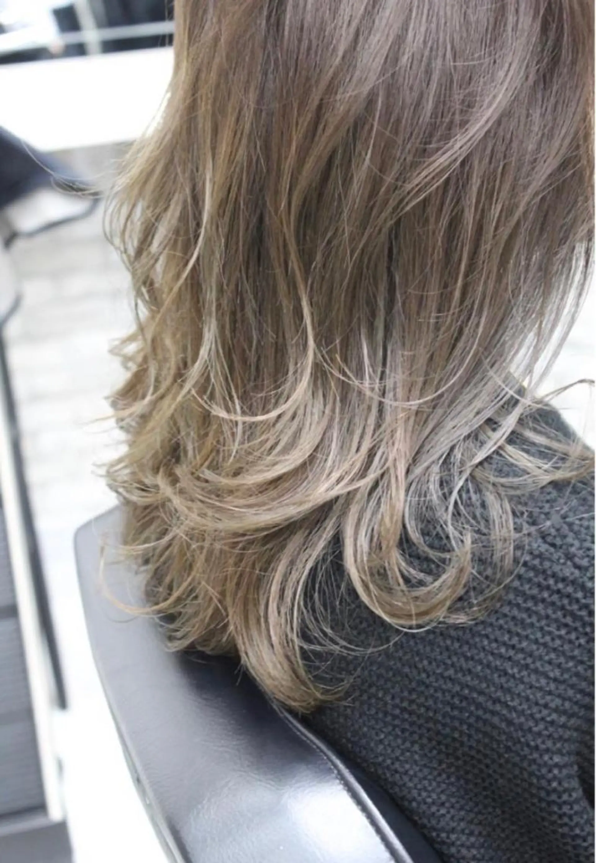 ミディアム カラー HEART  新子安店所属・高田 美優のヘアスタイル