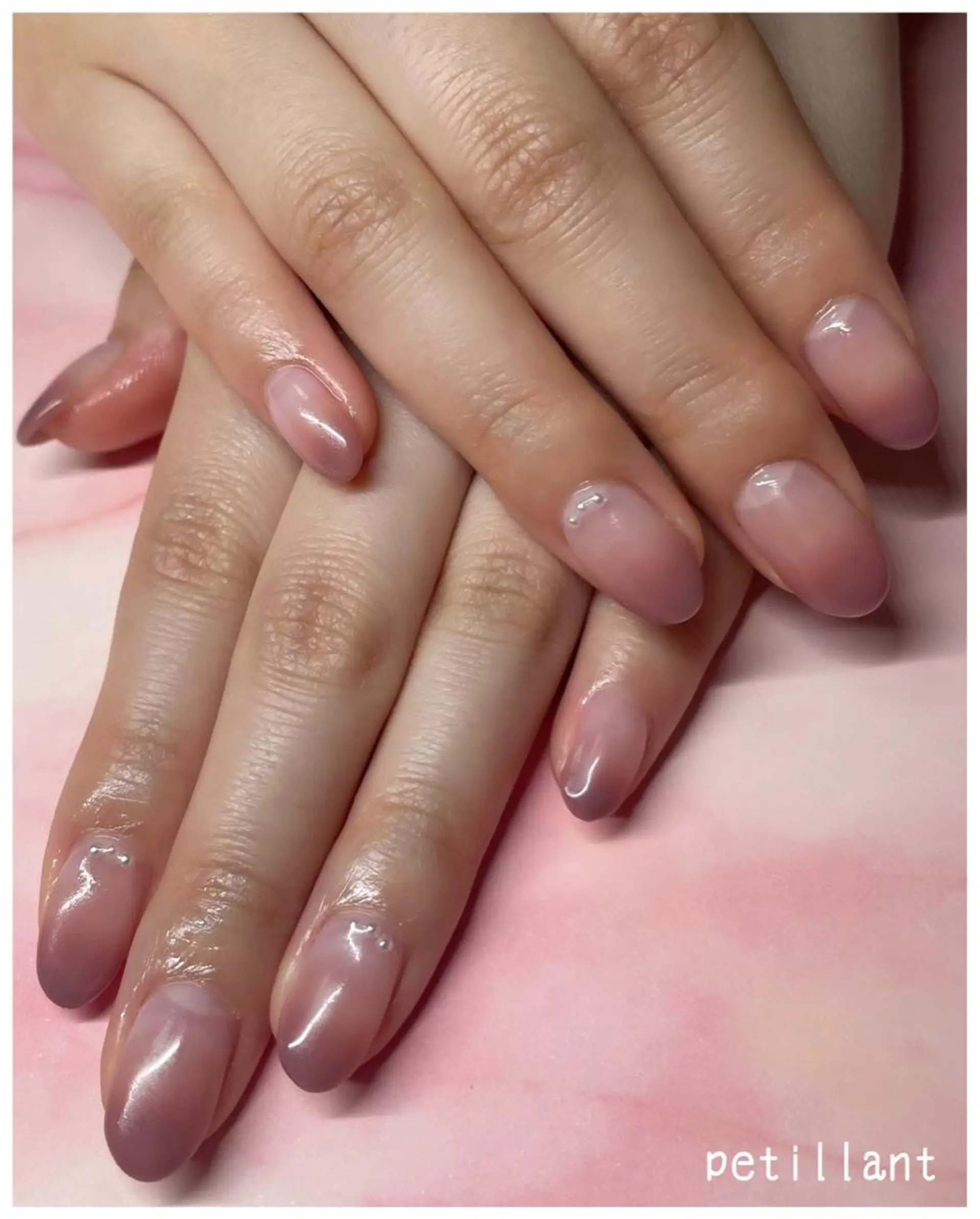 ネイル グラデーション オフィスネイル petillant所属・nail salon petillantのネイルデザイン