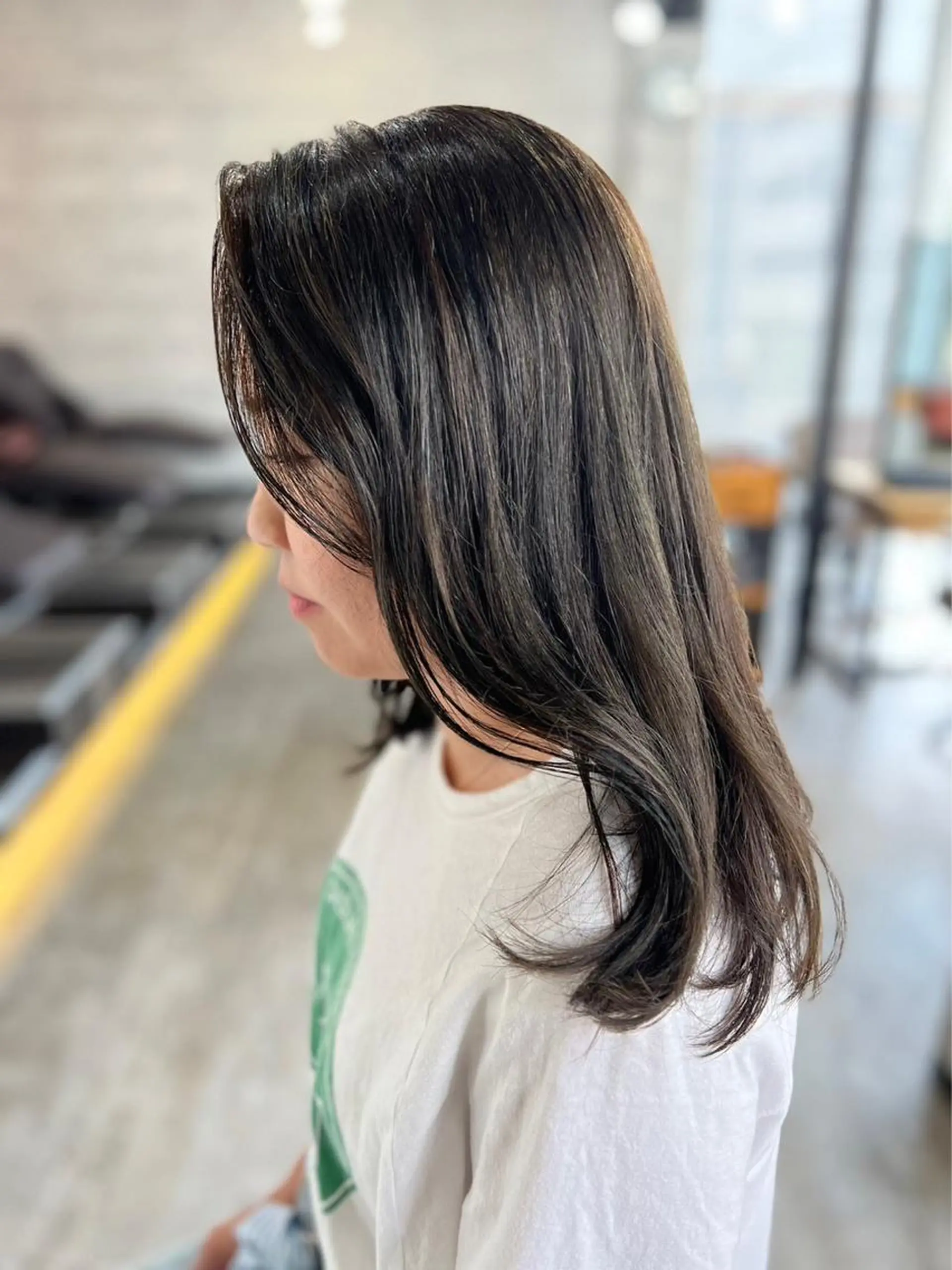 セミロング 今だけ無料✨髪質改善 谷本さちのヘアスタイル