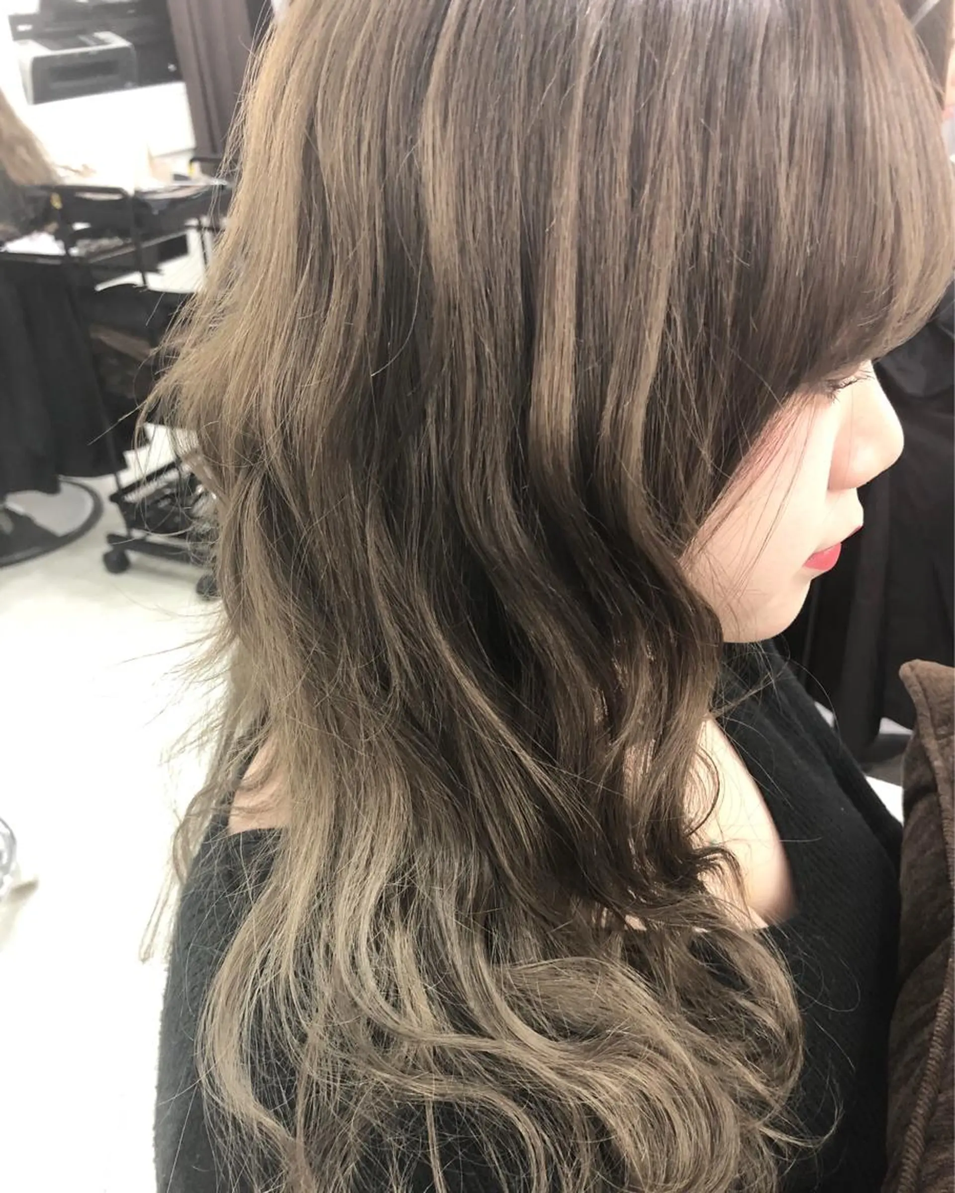 セミロング カラー 髪質改善 中川　翔のヘアスタイル