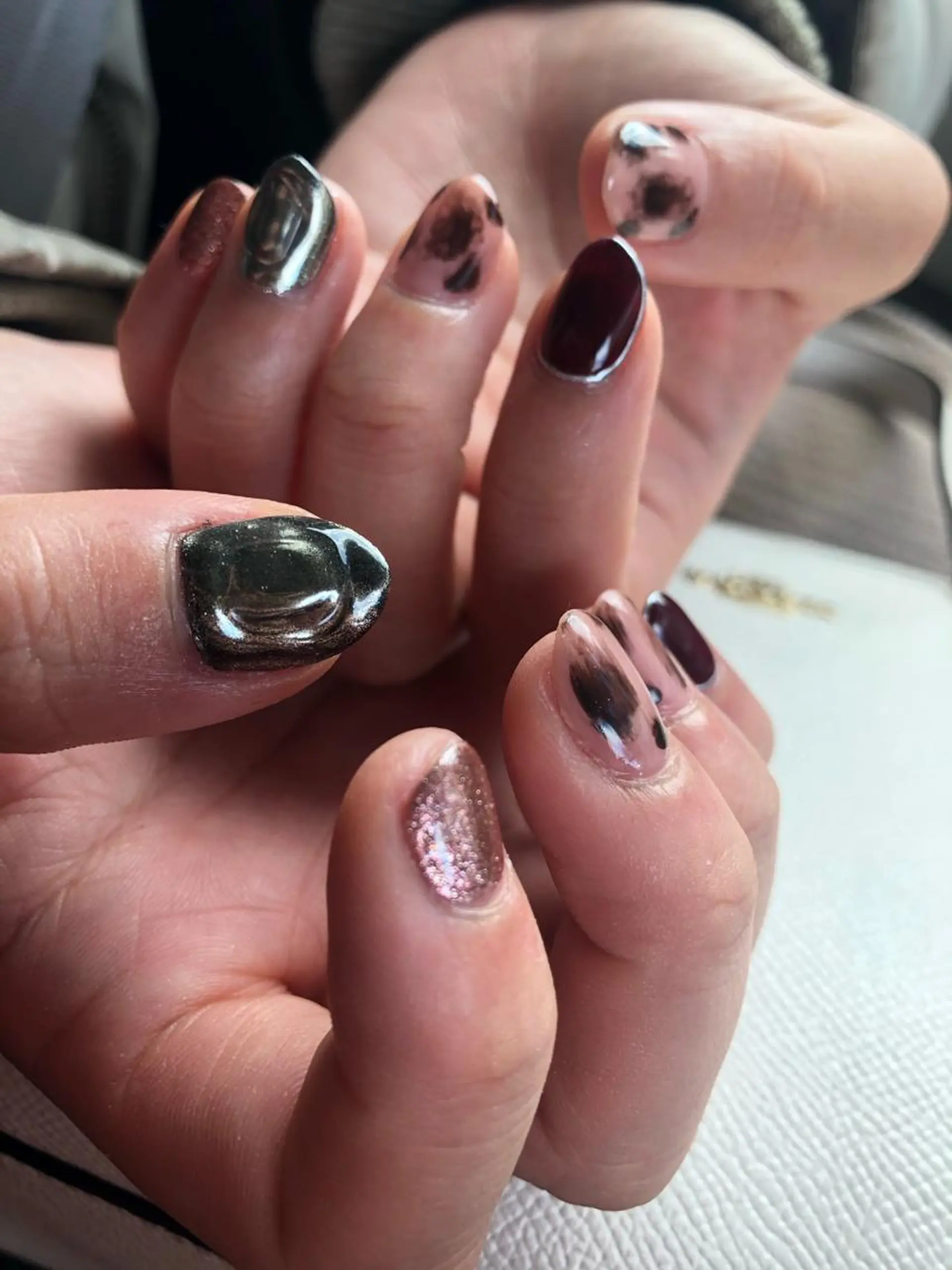 ネイル ニュアンスネイル ハンドネイル フットネイル Lokahi NAILのネイルデザイン