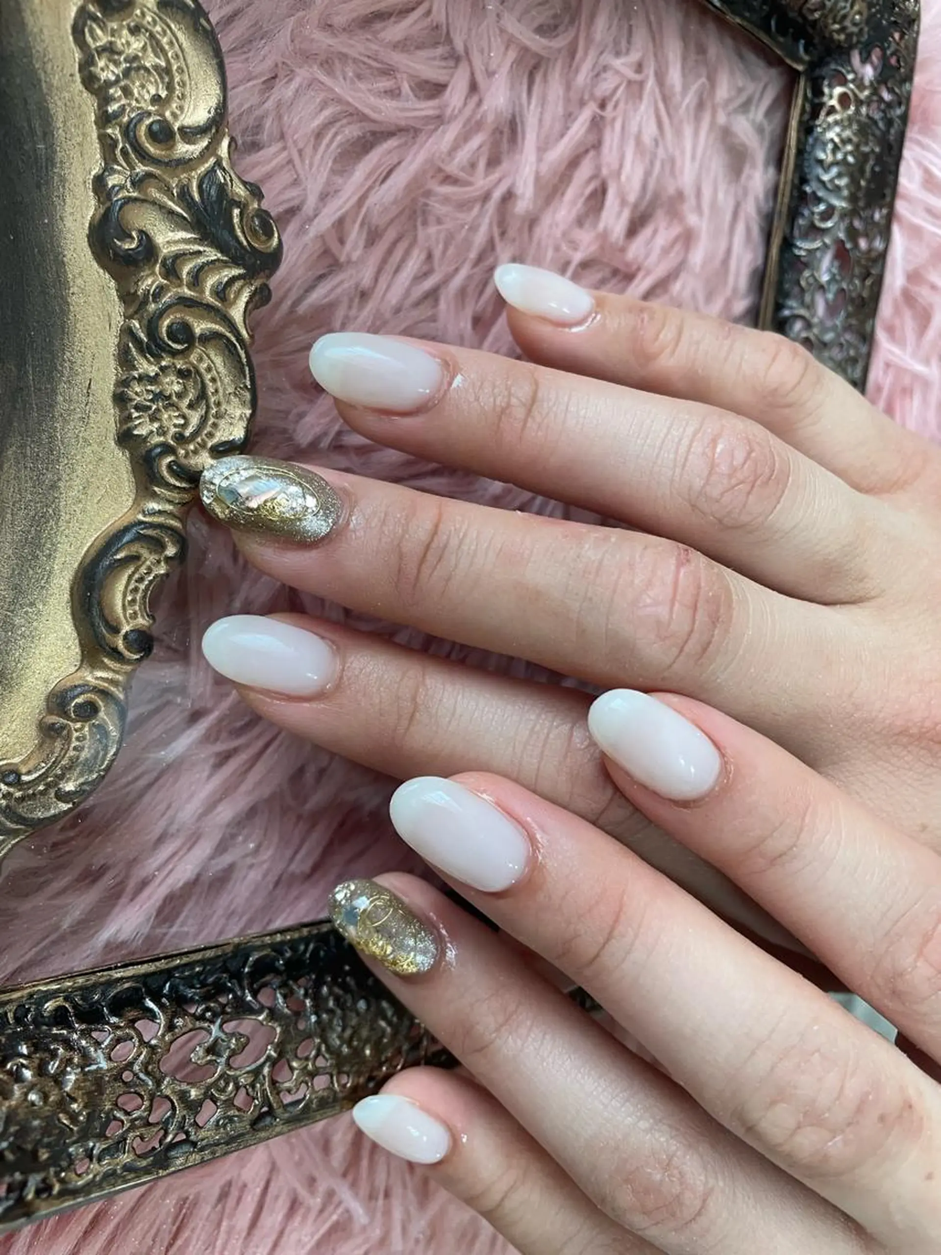 ミディアム ネイル Parfum パルファンのネイルデザイン