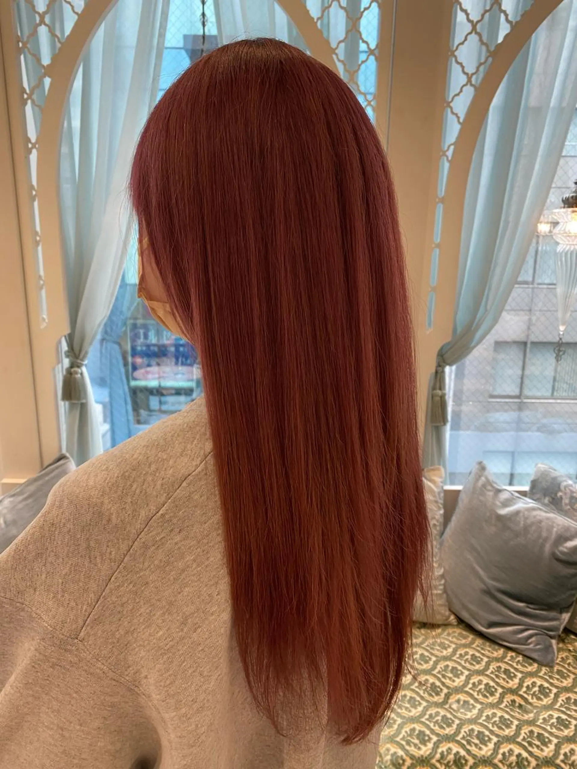 カラー ブリーチ ケアブリーチ ダブルカラー イヤリングカラー ハイライトカラー Bond Story fleek所属・渡辺 麻衣のヘアスタイル