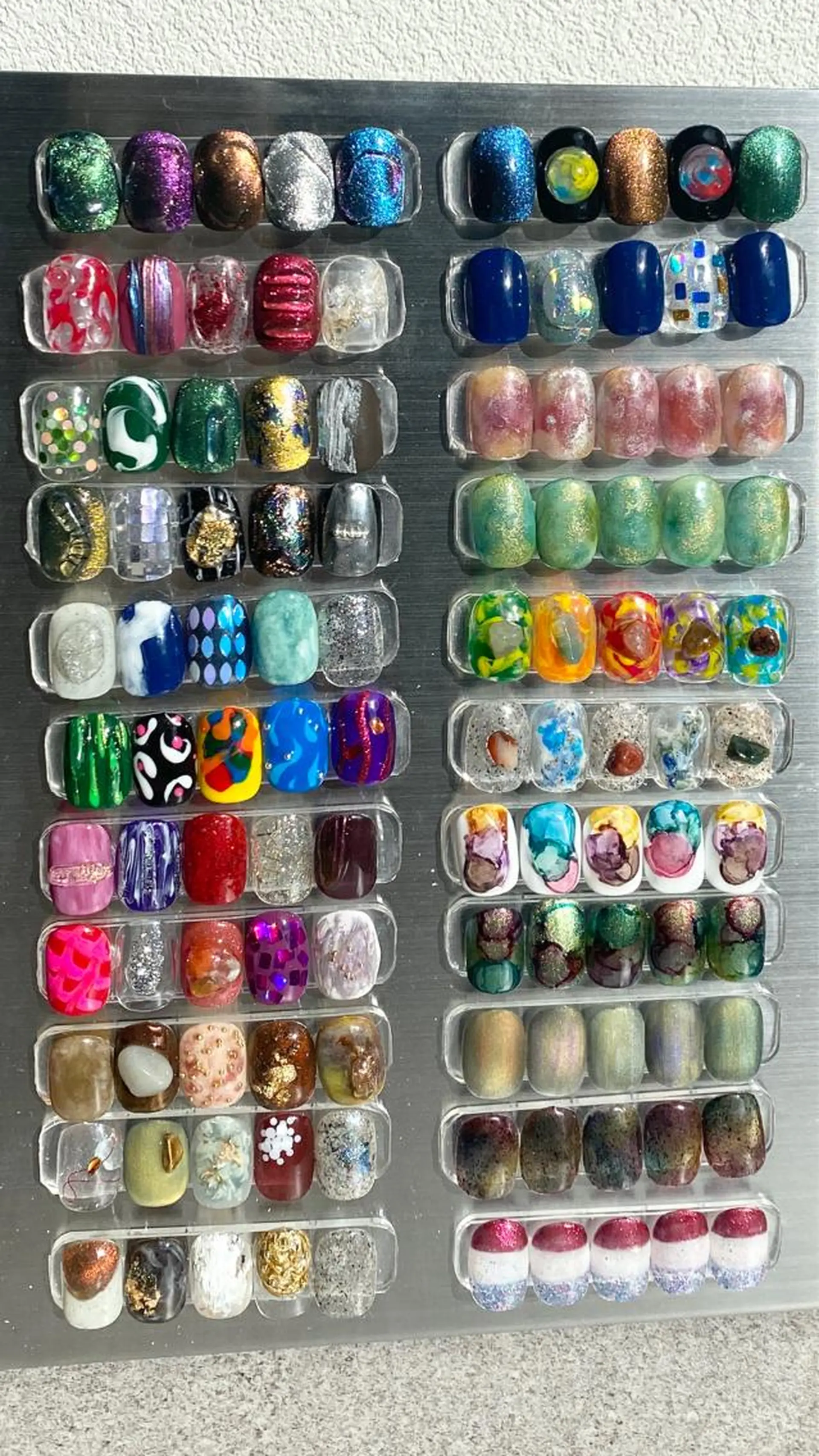 ネイル neouv所属・NEOUV NAILのネイルデザイン