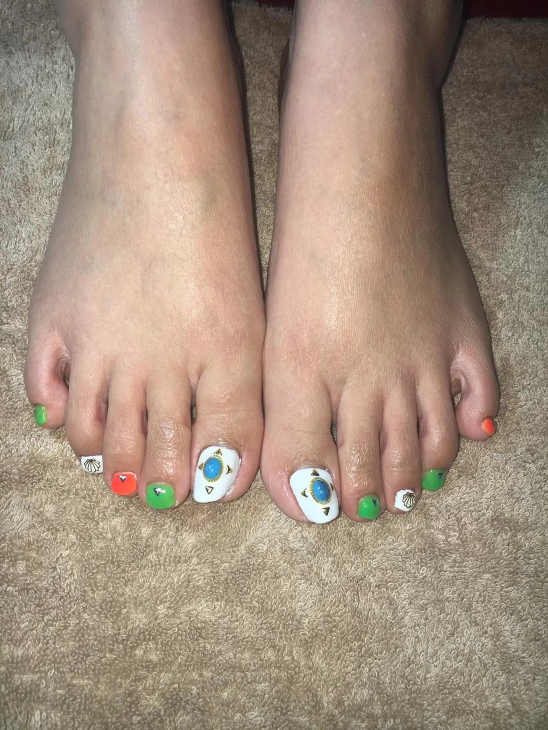 ネイル ハンドネイル フットネイル miwa ミワのネイルデザイン