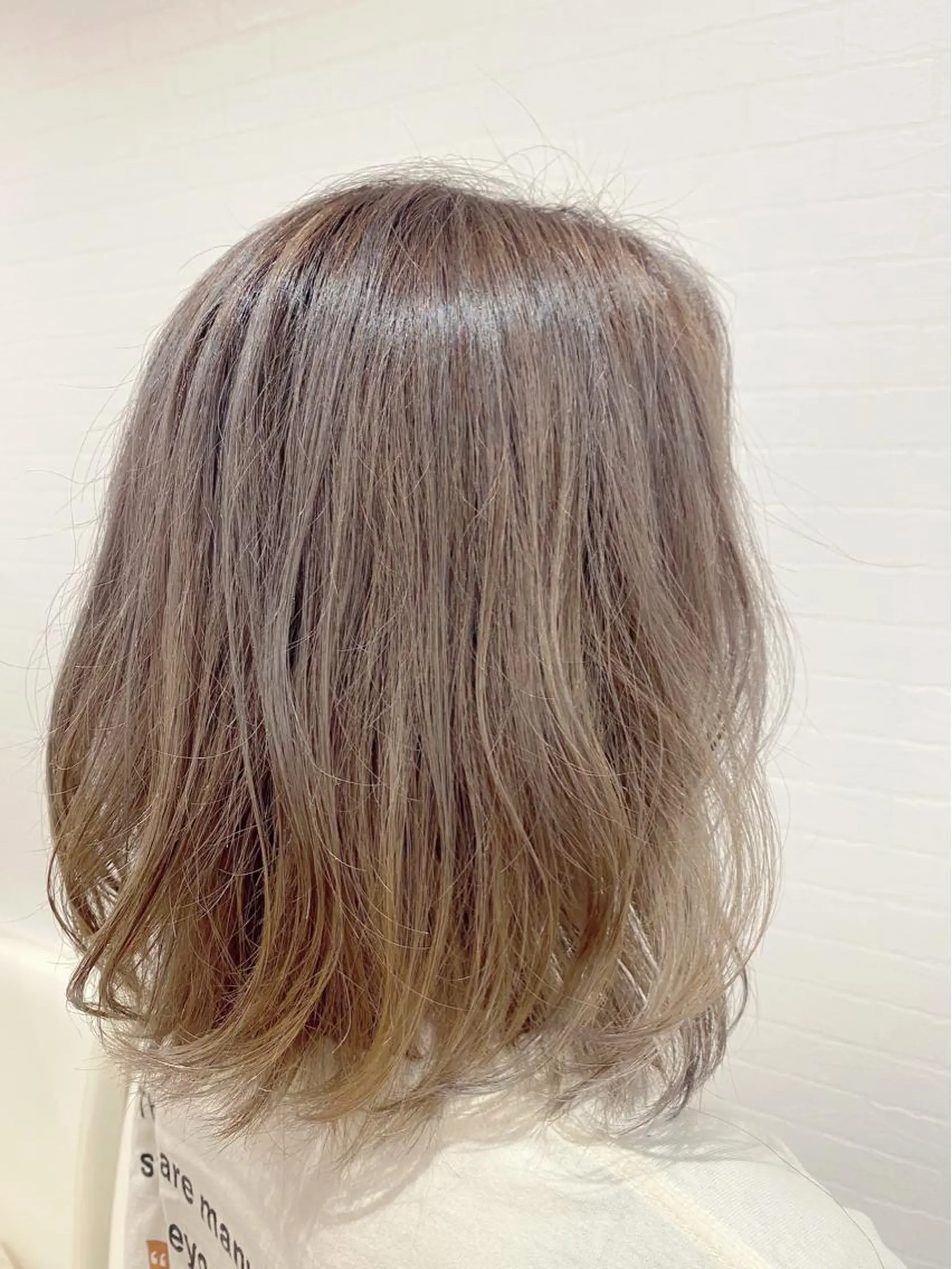 カラー グレージュ GRANLUSSO 〜グランルッソ駅前店所属・木口 嘉美のヘアスタイル