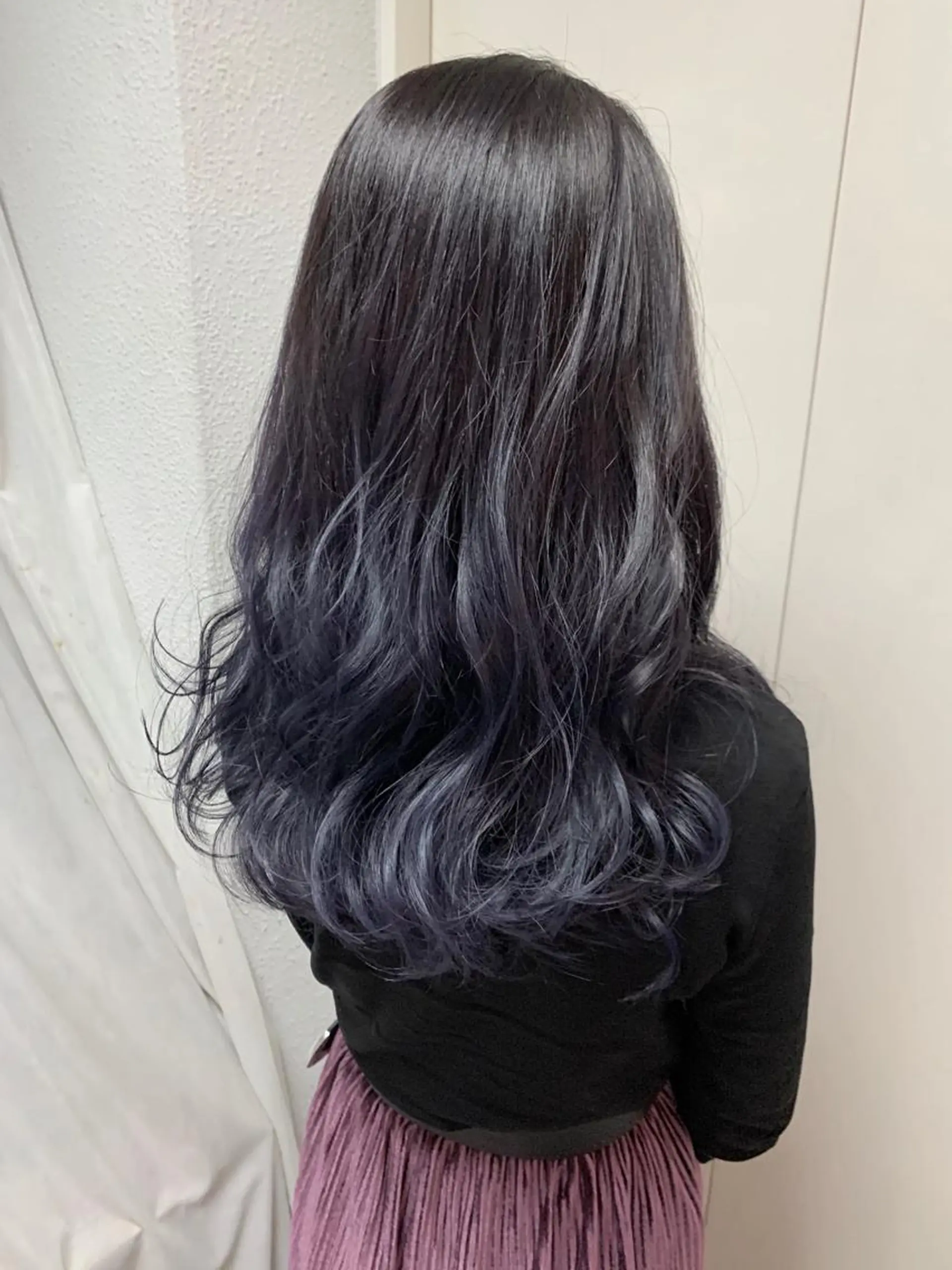 セミロング カラー パーマ ヘアアレンジ アディクシーカラー グラデーションカラー グレージュ ネイビーカラー ヘアカラー トリートメント filo byFeria渋谷所属・縮毛矯正/美髪 髪質改善/石田幸輔のヘアスタイル