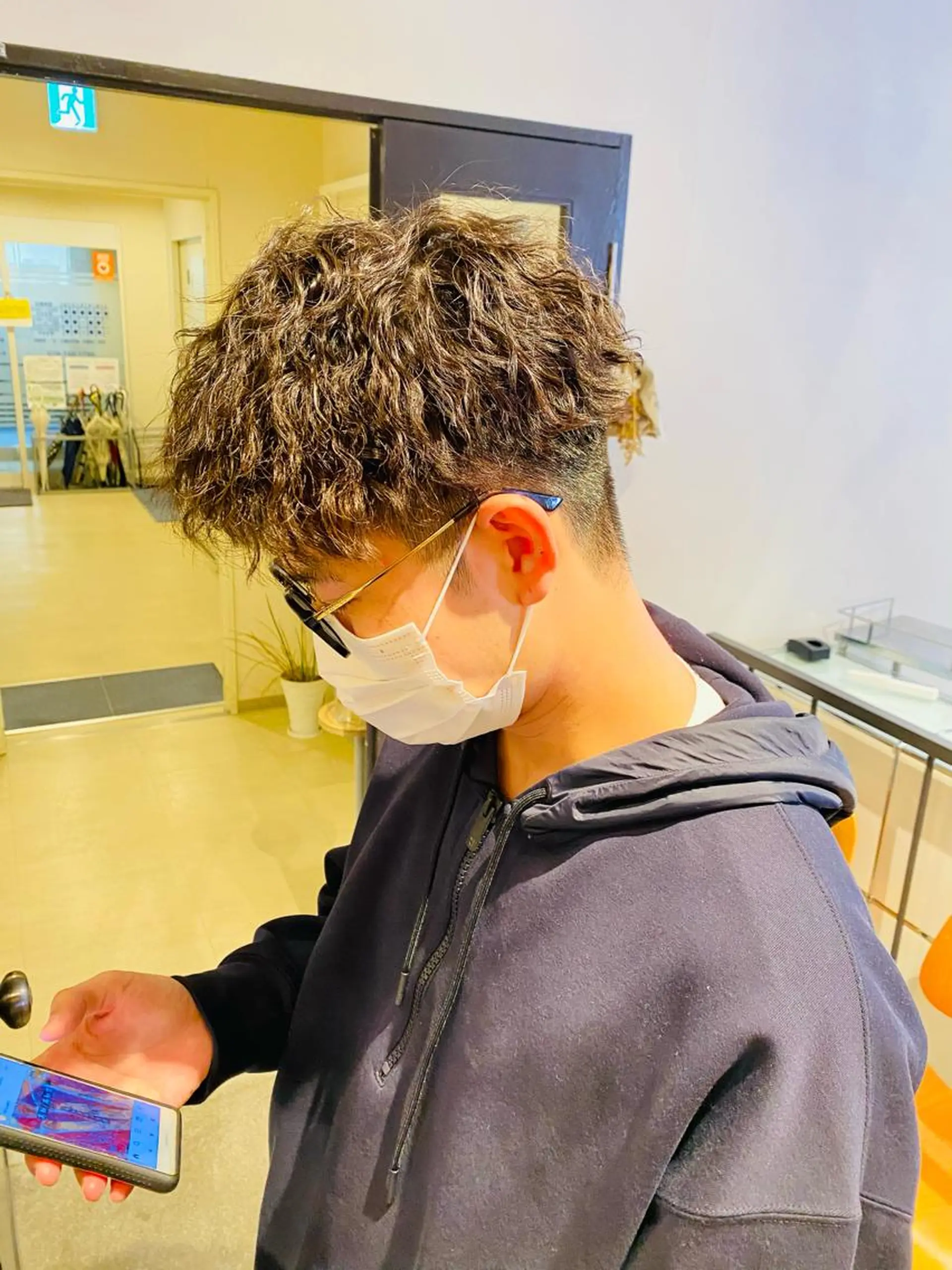 ショート パーマ メンズ メンズパーマ ショートヘア archive所属・丸田 幹太のヘアスタイル