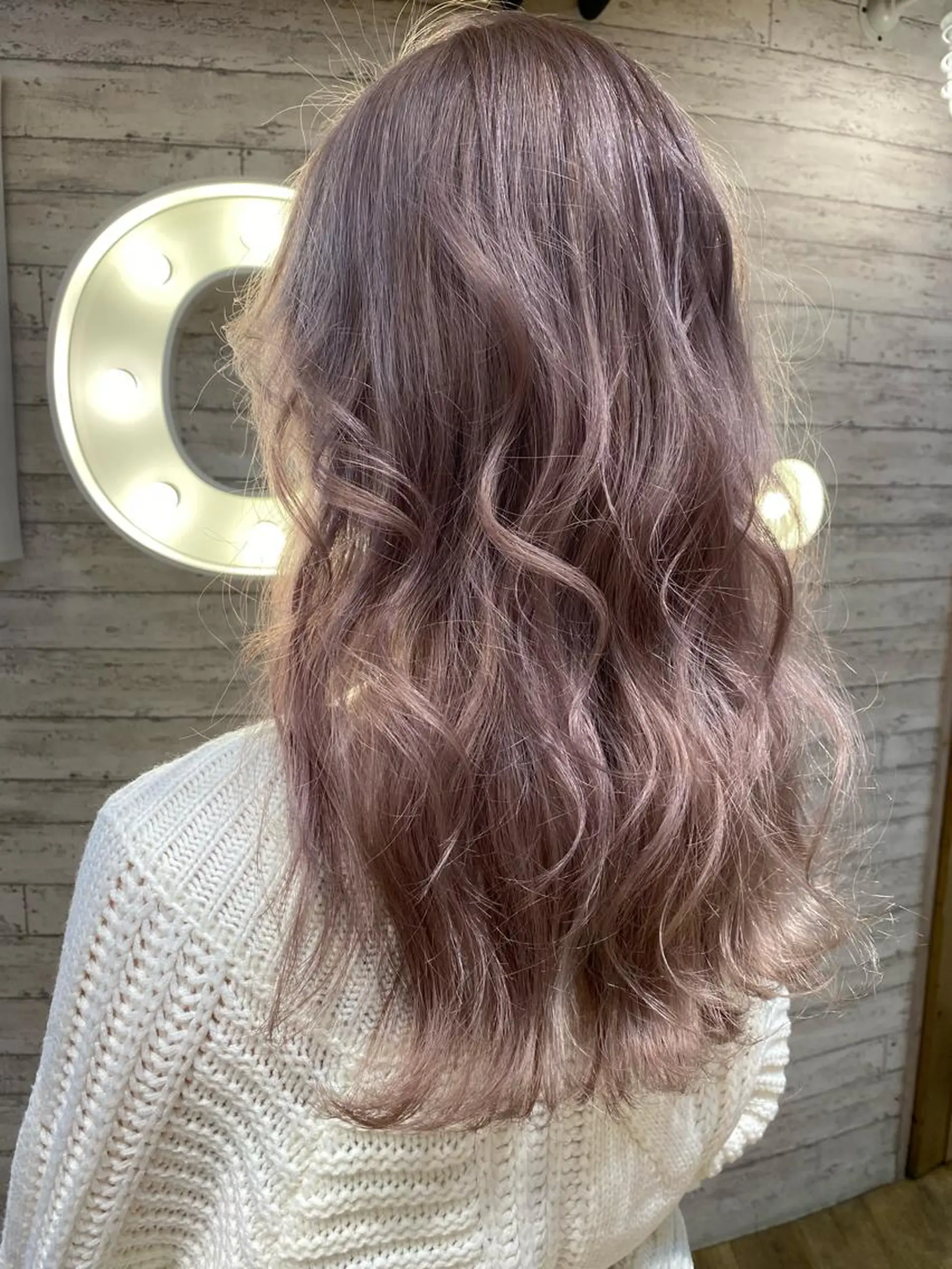 ロング カラー ラベンダーカラー 遠藤沙也加 /レイヤーカットのヘアスタイル