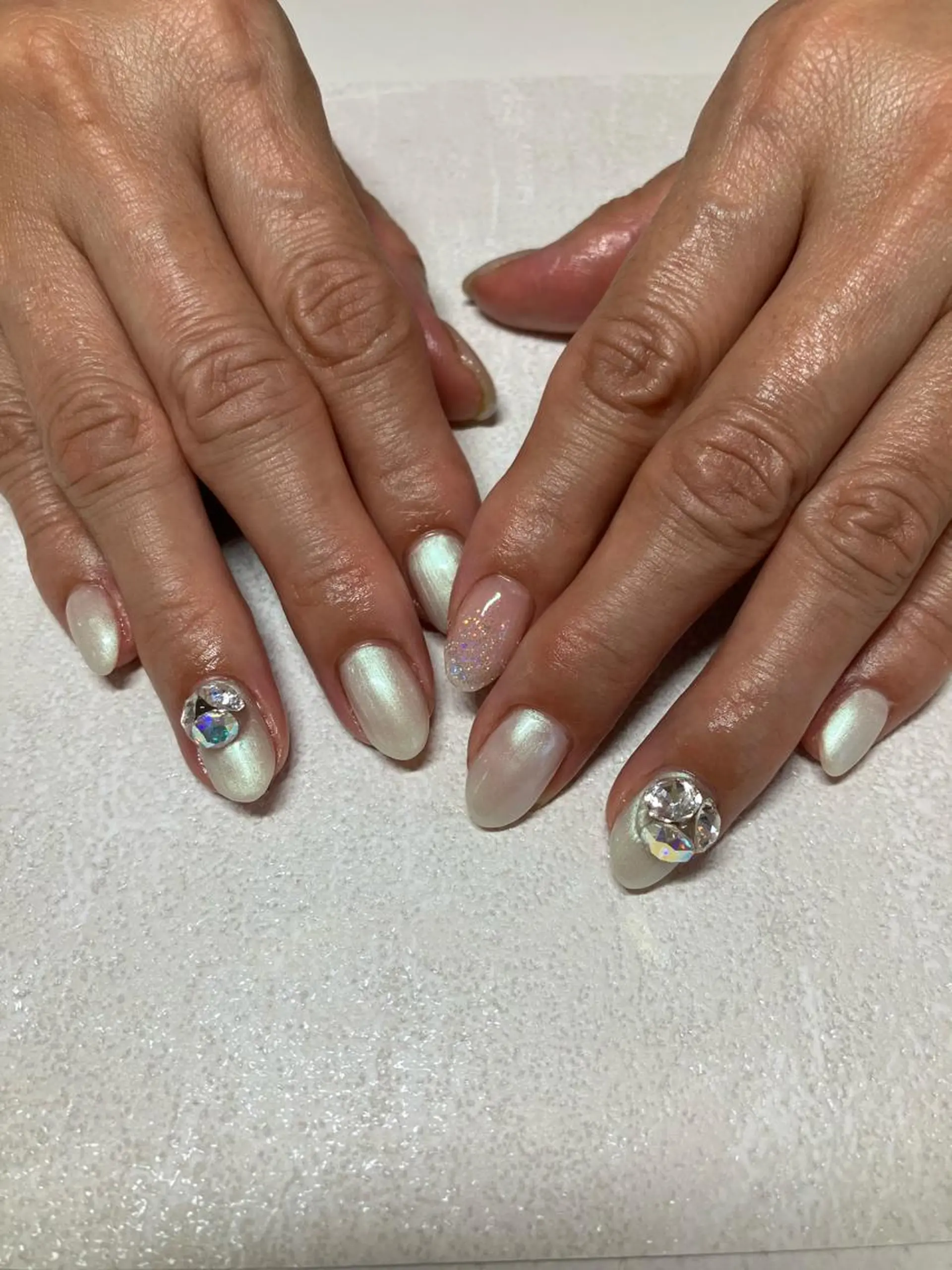 ネイル ストーンネイル ホワイト m'sNail 福岡西区 ネイルのネイルデザイン