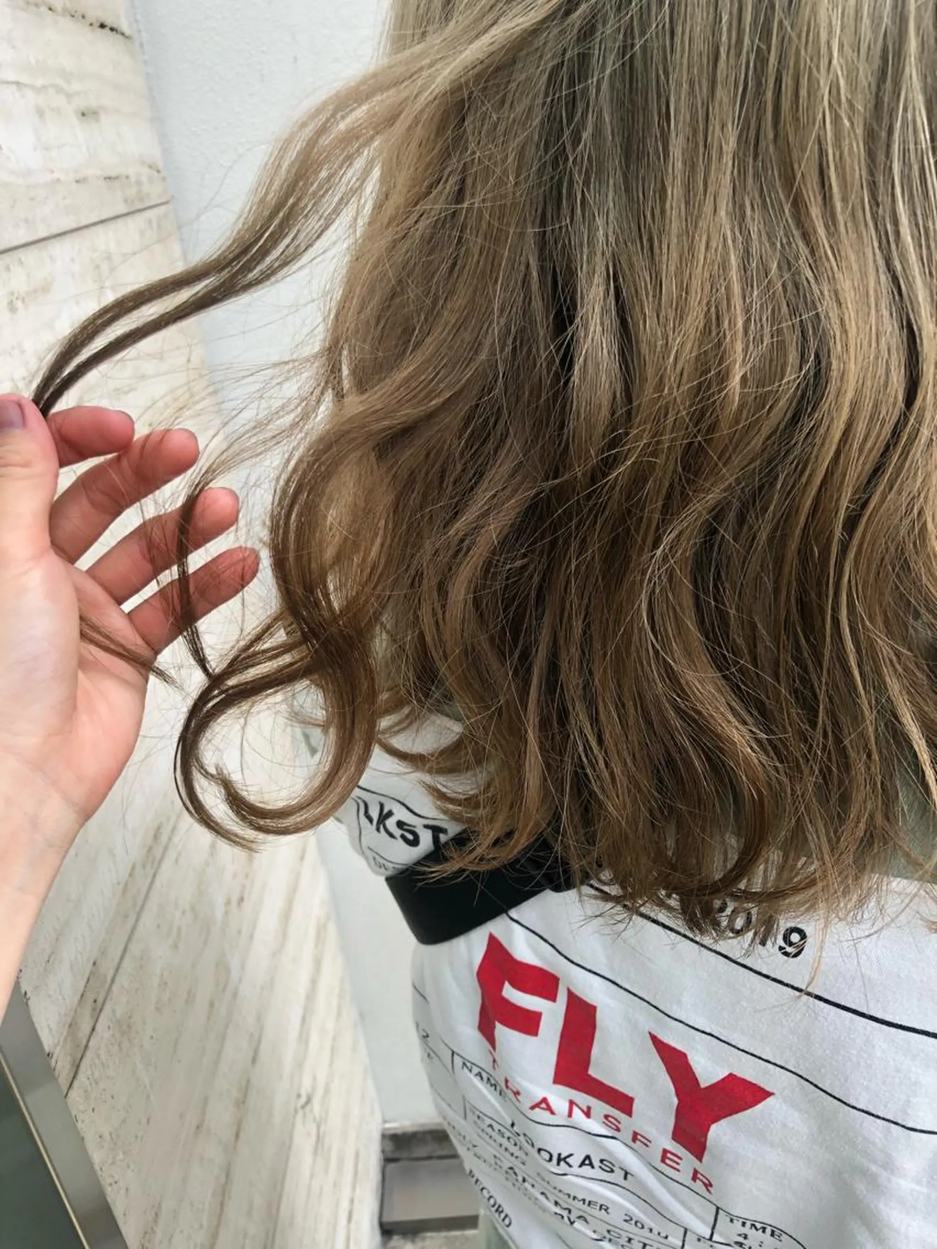 ミディアム カラー ベージュカラー ミルクティーベージュ ヤマモト マイのヘアスタイル