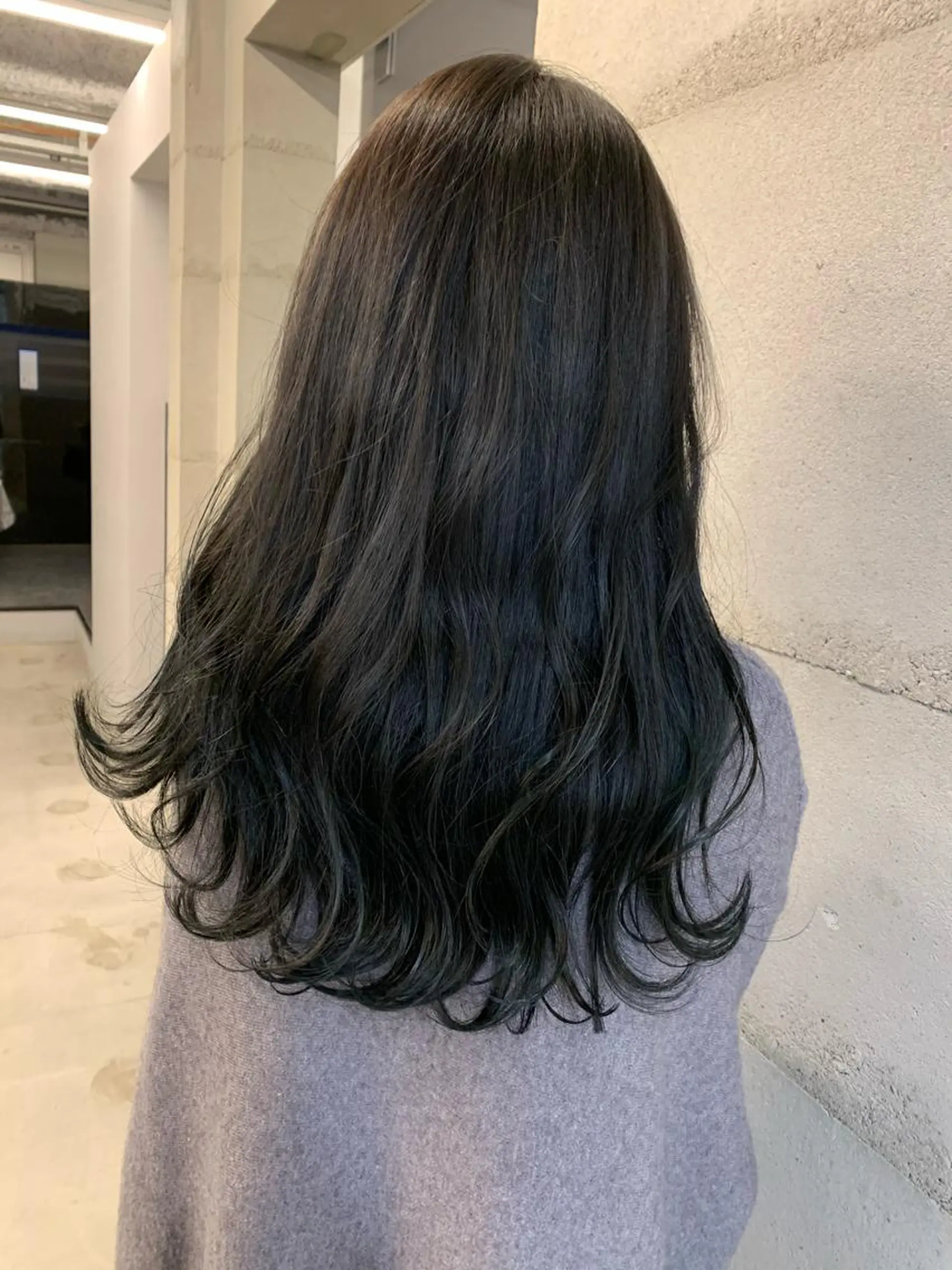 ミディアム カラー 透明感/オリーブ/ グレージュ/YUKAのヘアスタイル