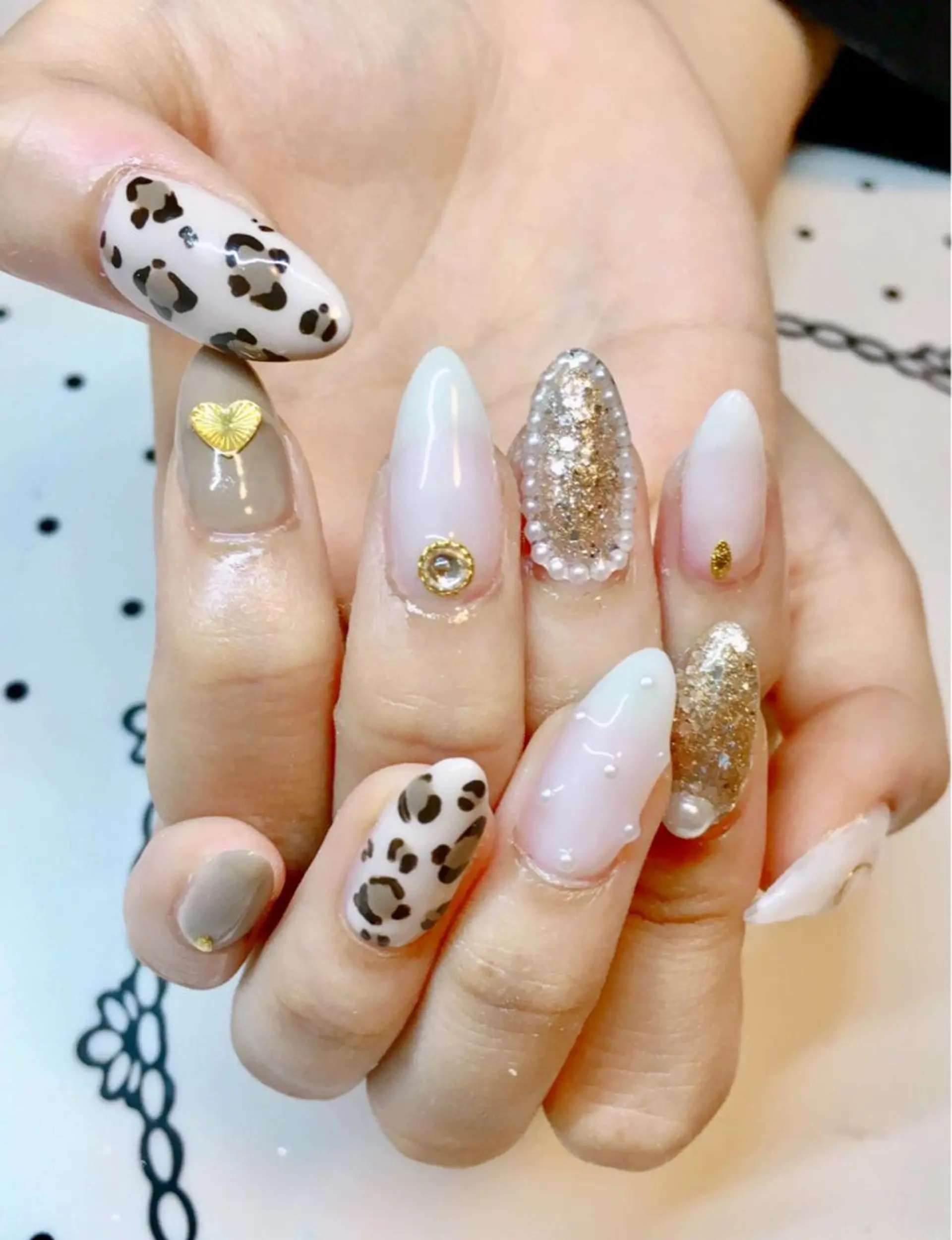 ネイル ハンドネイル nailsalon sugarr所属・nailist cocoのネイルデザイン