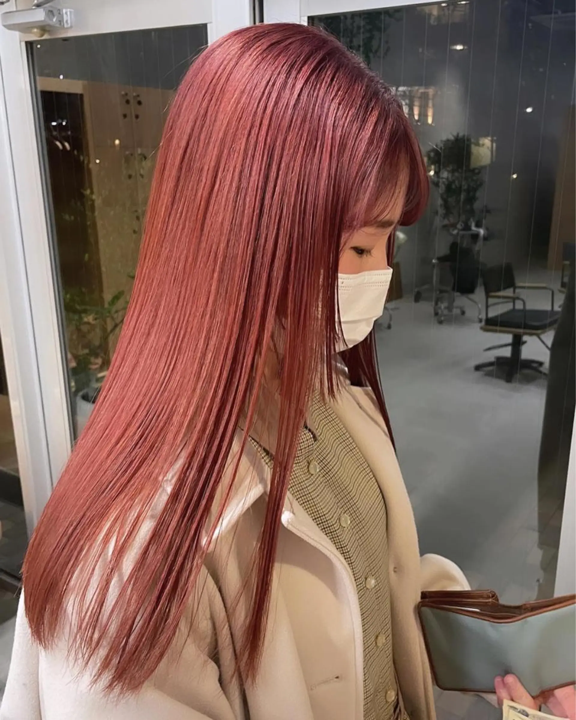 カラー wewe: momoeのヘアスタイル