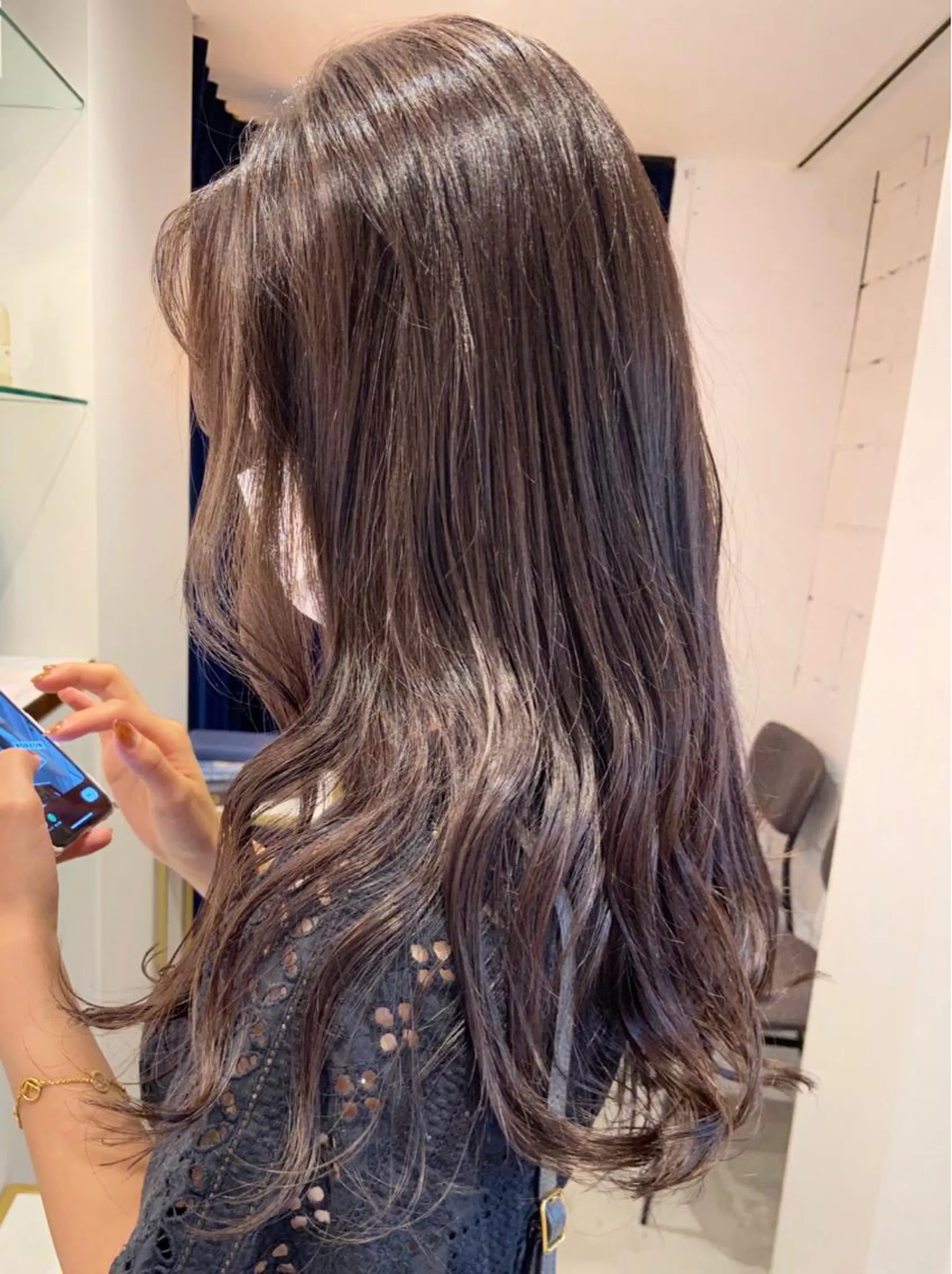 ロング カット ヘアカラー 上原 みちるのヘアスタイル