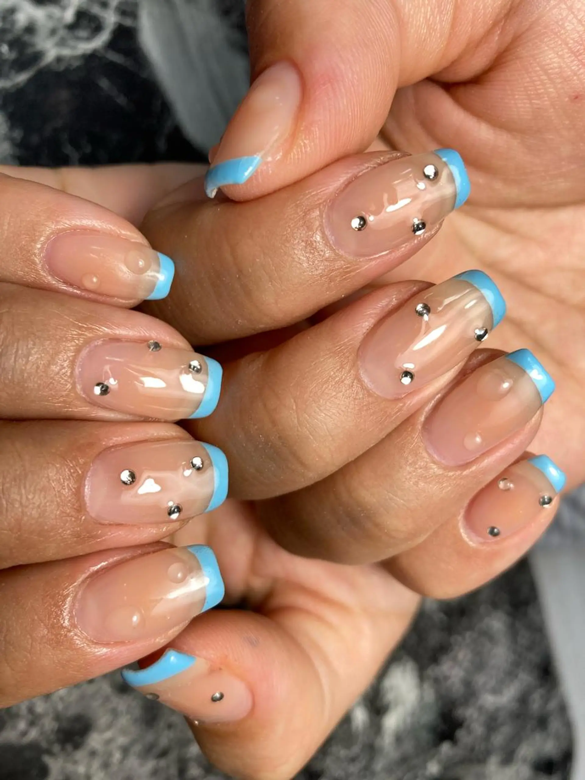 ミディアム ネイル ハンドネイル フットネイル ✴︎ Delightのネイルデザイン