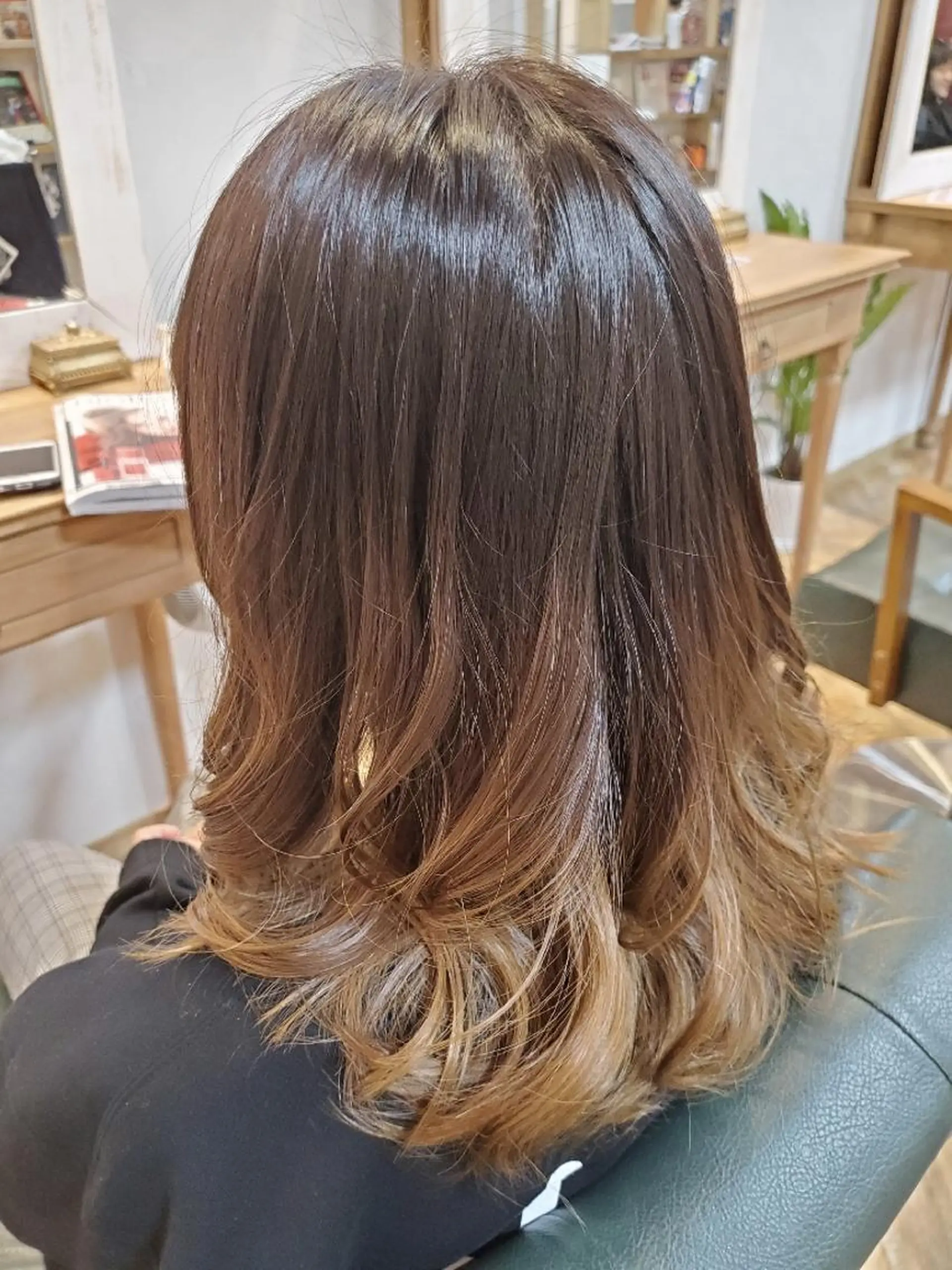 ミディアム カラー 【髪質改善/縮毛矯正 】Yosukeのヘアスタイル