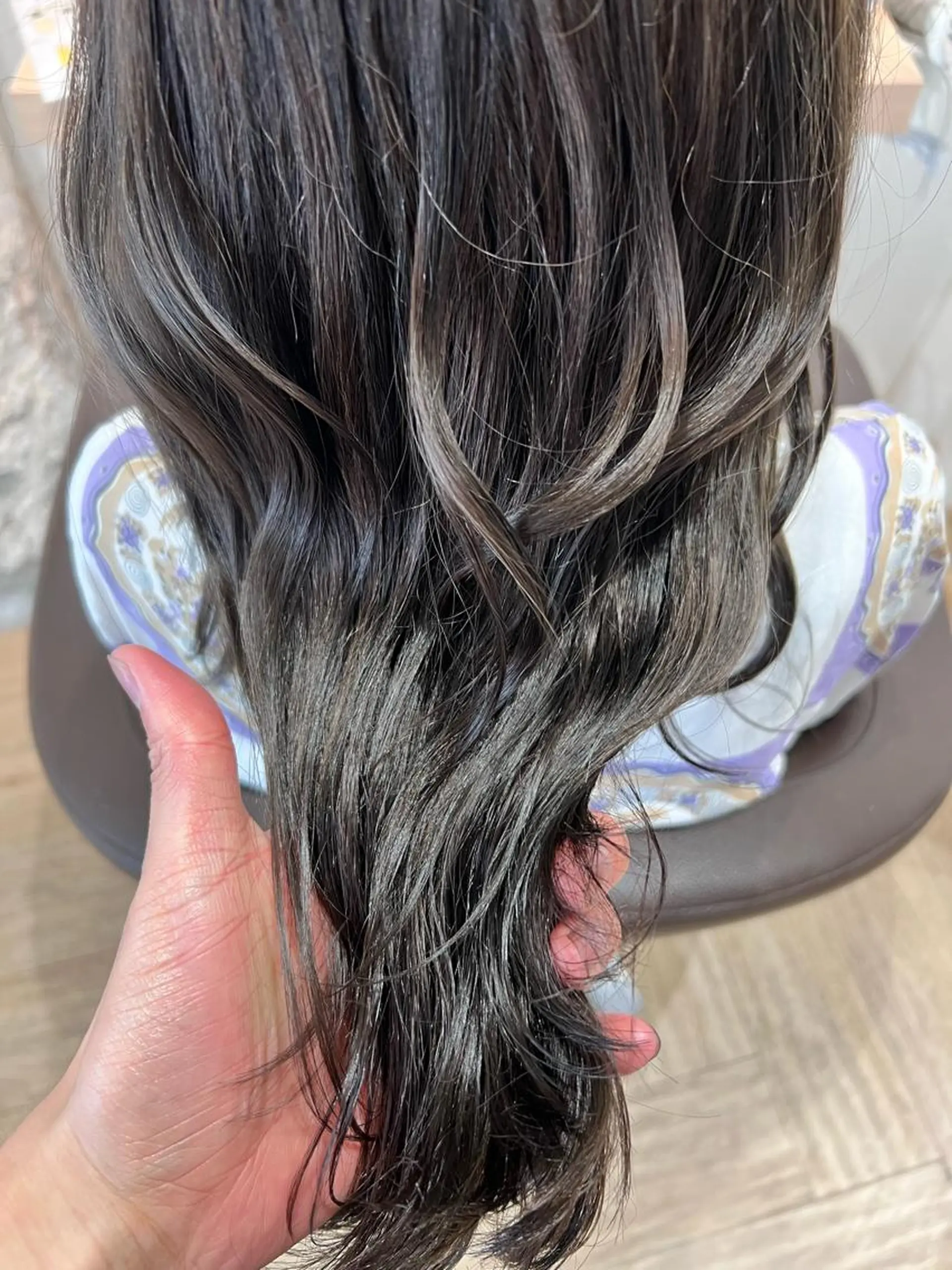 セミロング 白髪ぼかし/髪質改善 梅原響輝のヘアスタイル