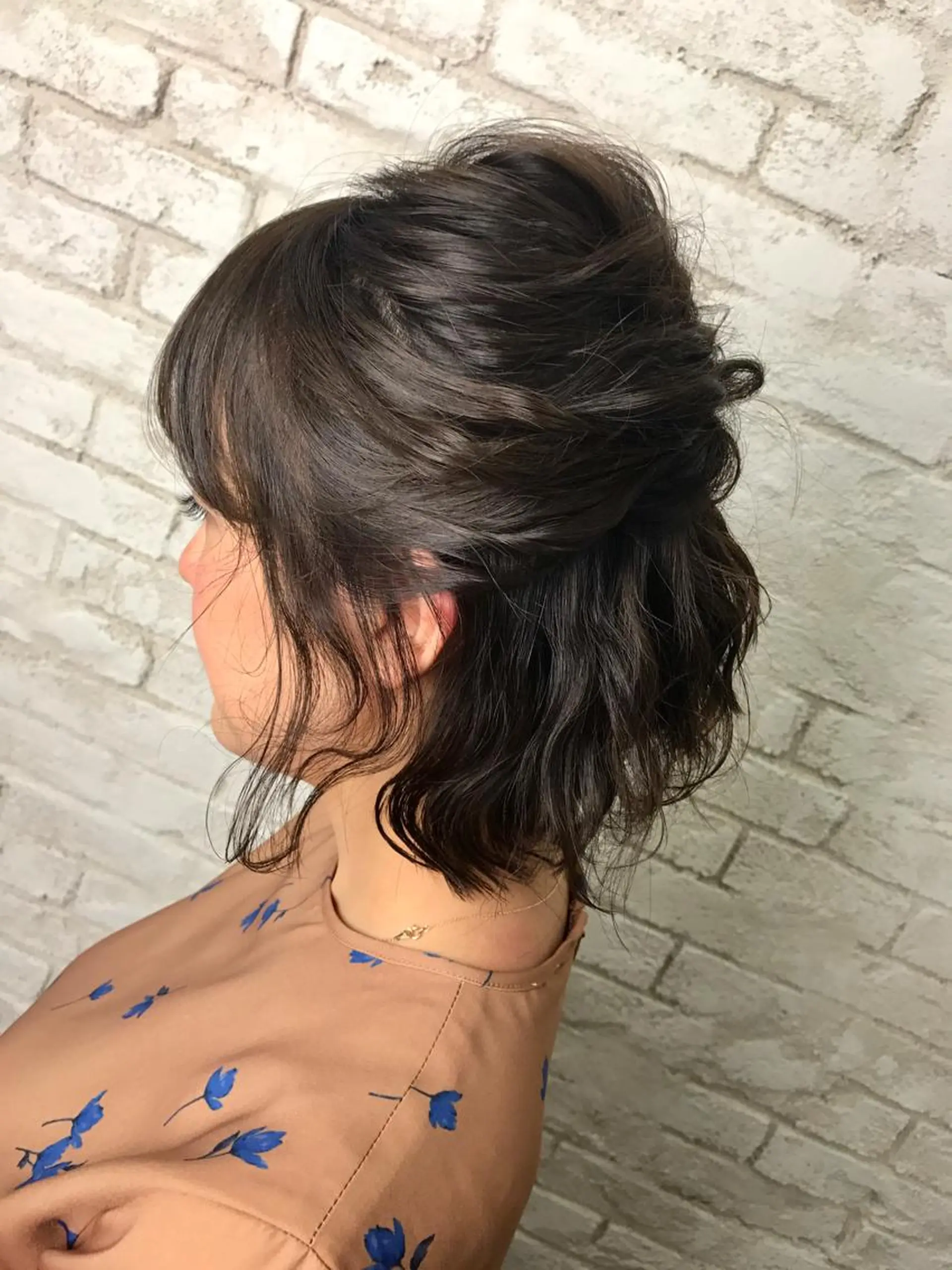 ミディアム カラー パーマ ヘアアレンジ ハイライトカラー イルミナカラー ハイライト 韓国ヘア✨グレージュ カラーasamiのヘアスタイル