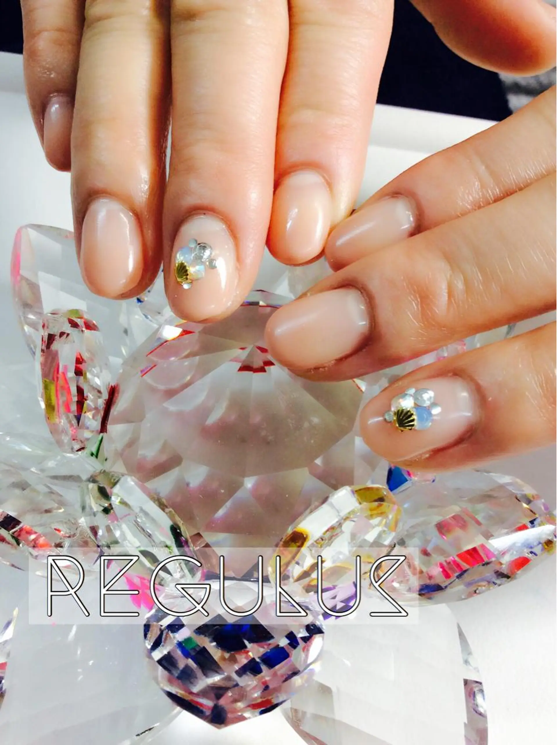 ネイル アートネイル フレンチネイル グラデーション ワンカラーネイル Regulus 西川のネイルデザイン