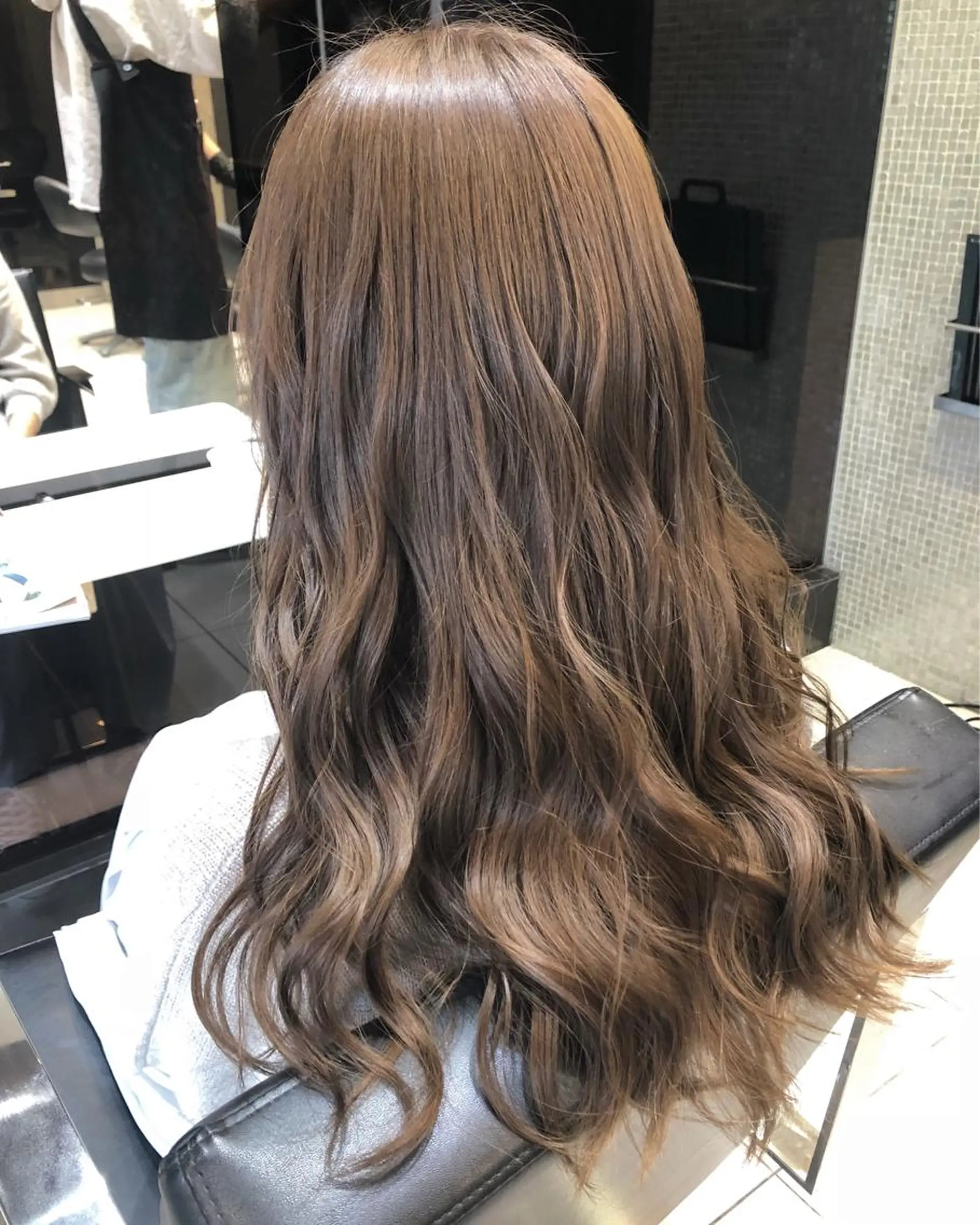 ロング カラー アッシュ アッシュブラウン ブラウンカラー 女性リピ90%🍨 🩷佐藤みずきのヘアスタイル