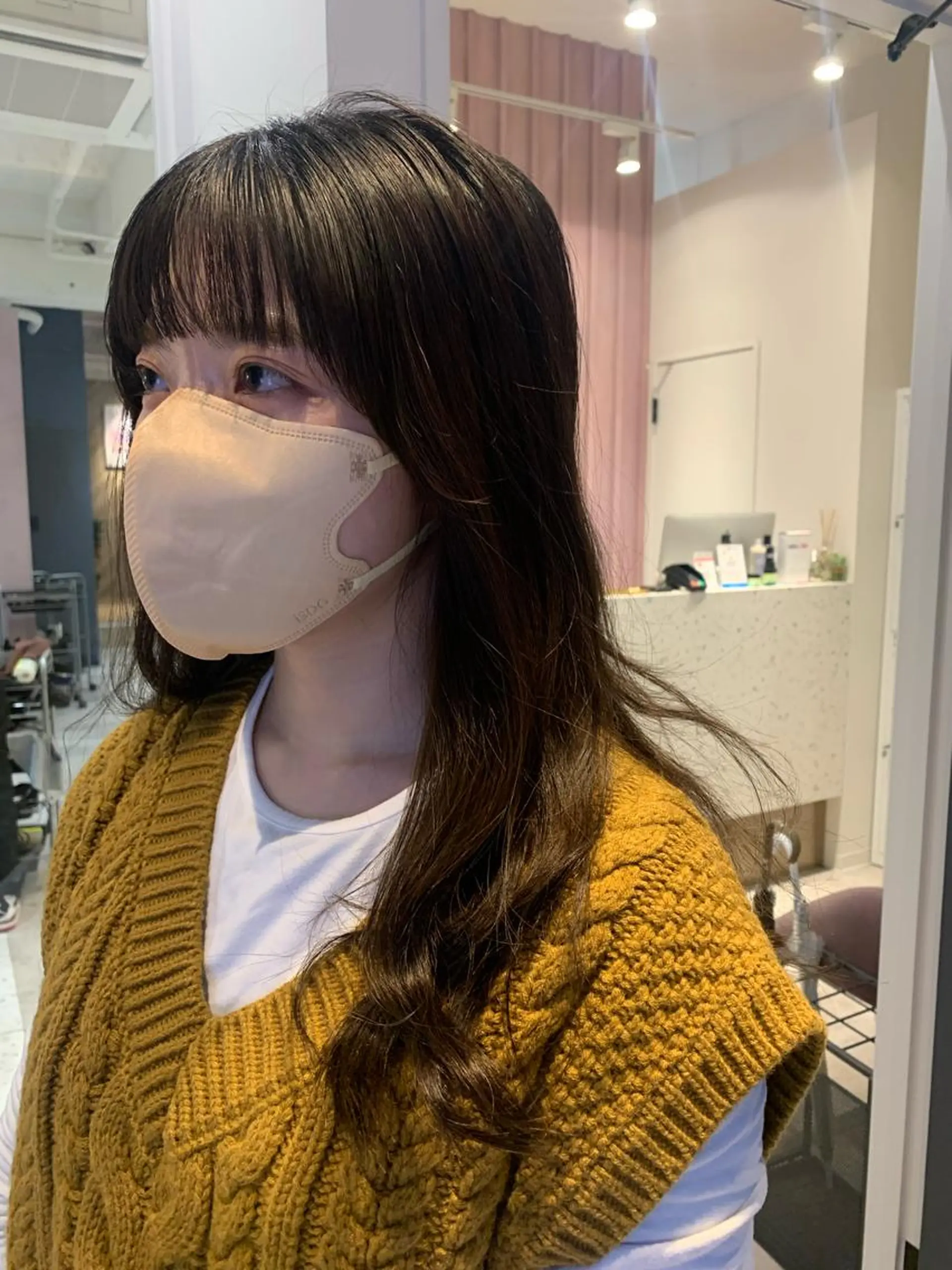 セミロング カット 縮毛矯正 🥀韓国ヘア🥀 宮津真菜のヘアスタイル