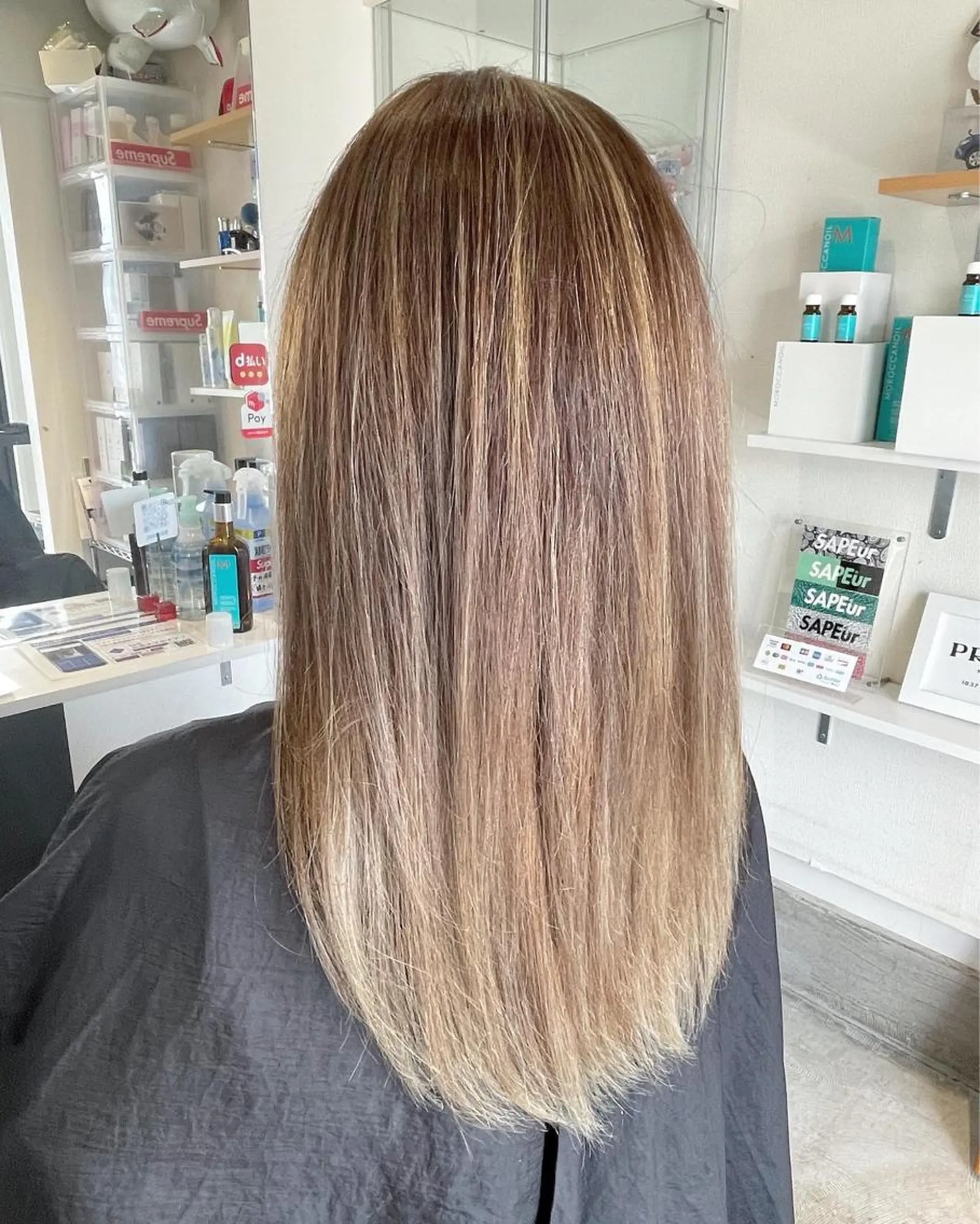 ロング レイヤーカット 🔹TOMO🔹 圧倒的経験値🔹のヘアスタイル