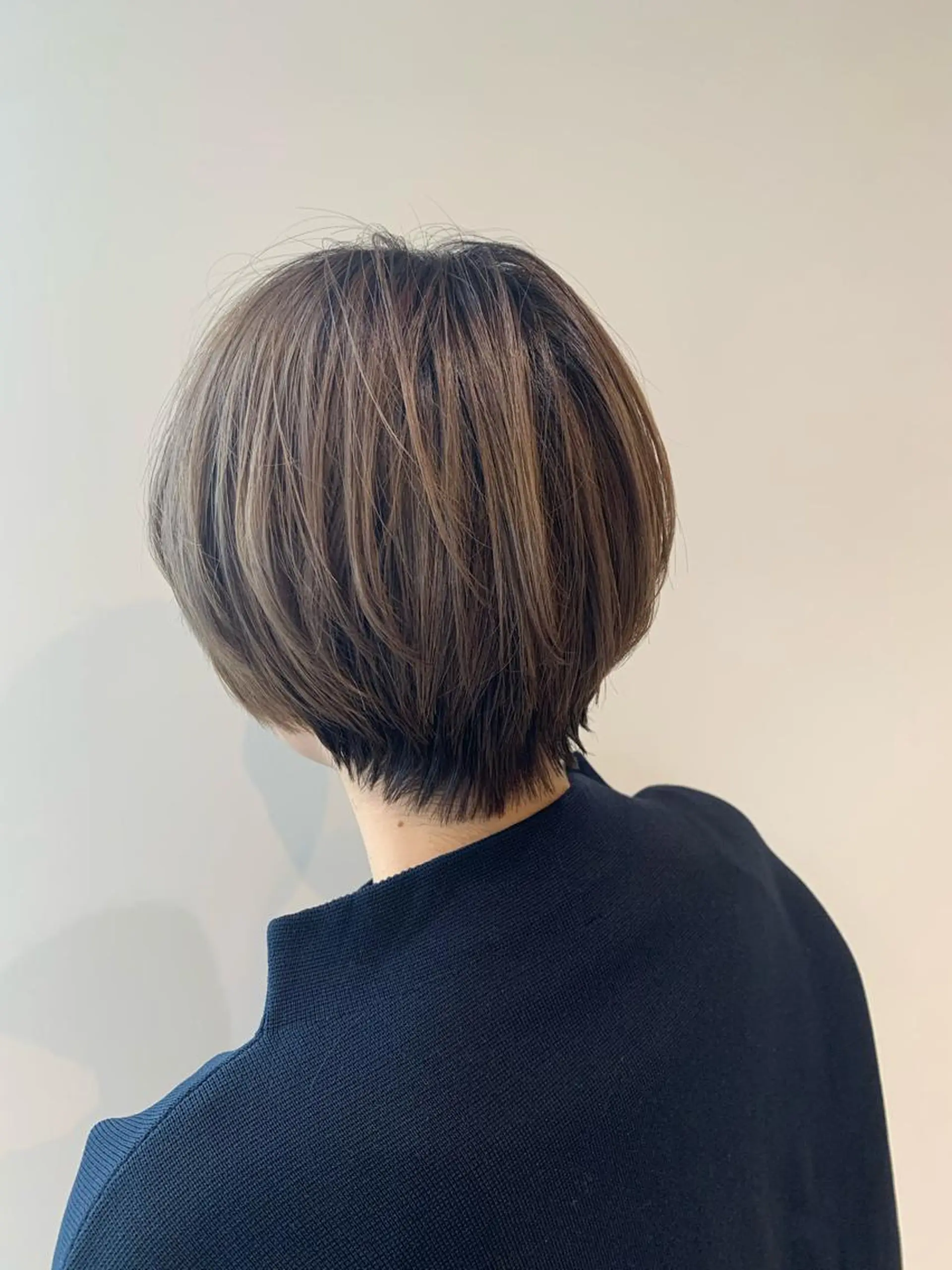 ショート カラー 小島嵩人 縮毛矯正 髪質改善のヘアスタイル