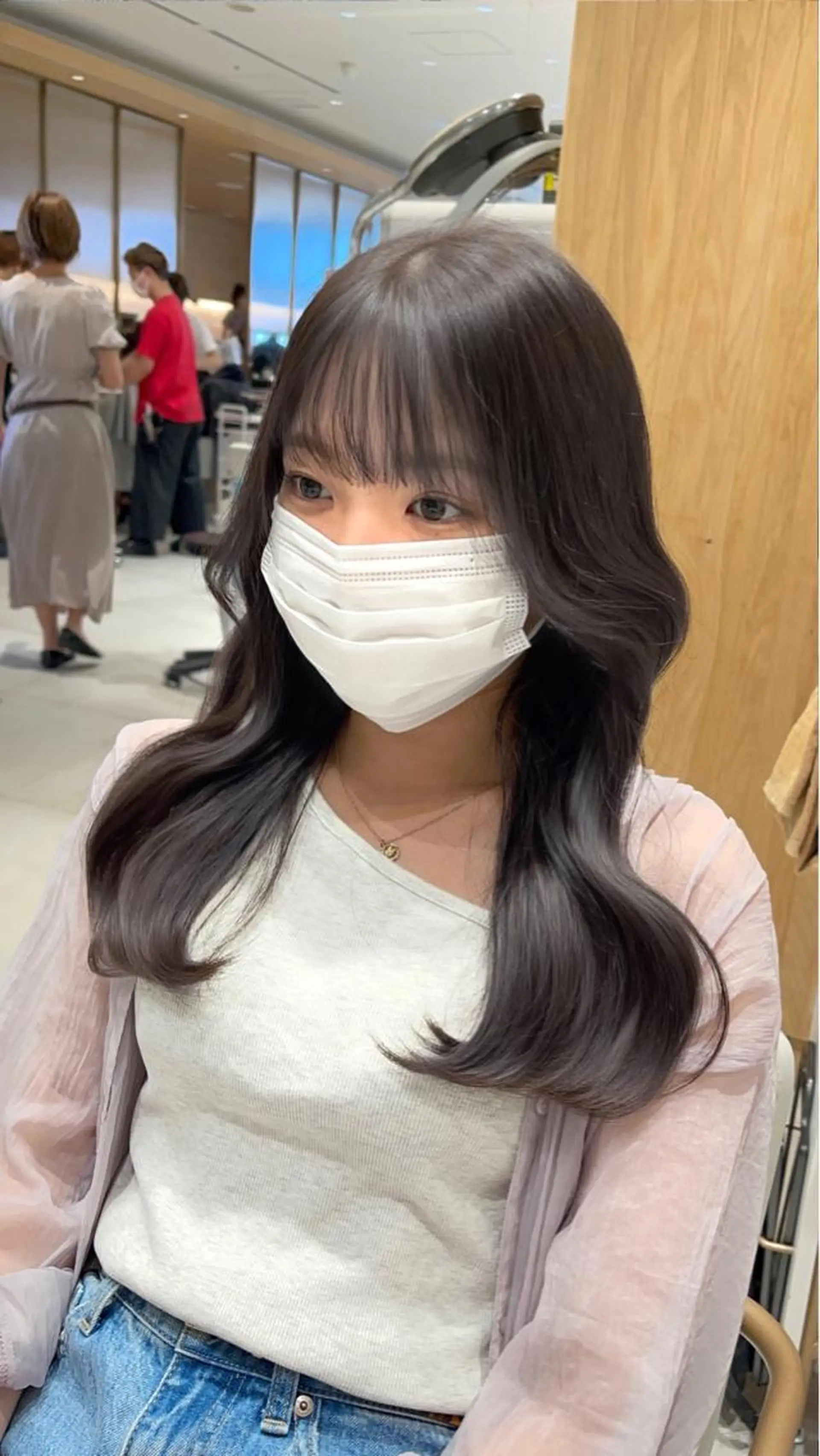 セミロング カラー ネイル マツエク・マツパ アイブロウ 韓国風マツエク くびれヘア ヨシンモリ 韓国風ヘア サイドバング 顔周り特化/韓国ヘア /レイヤー/吉野幸大のヘアスタイル