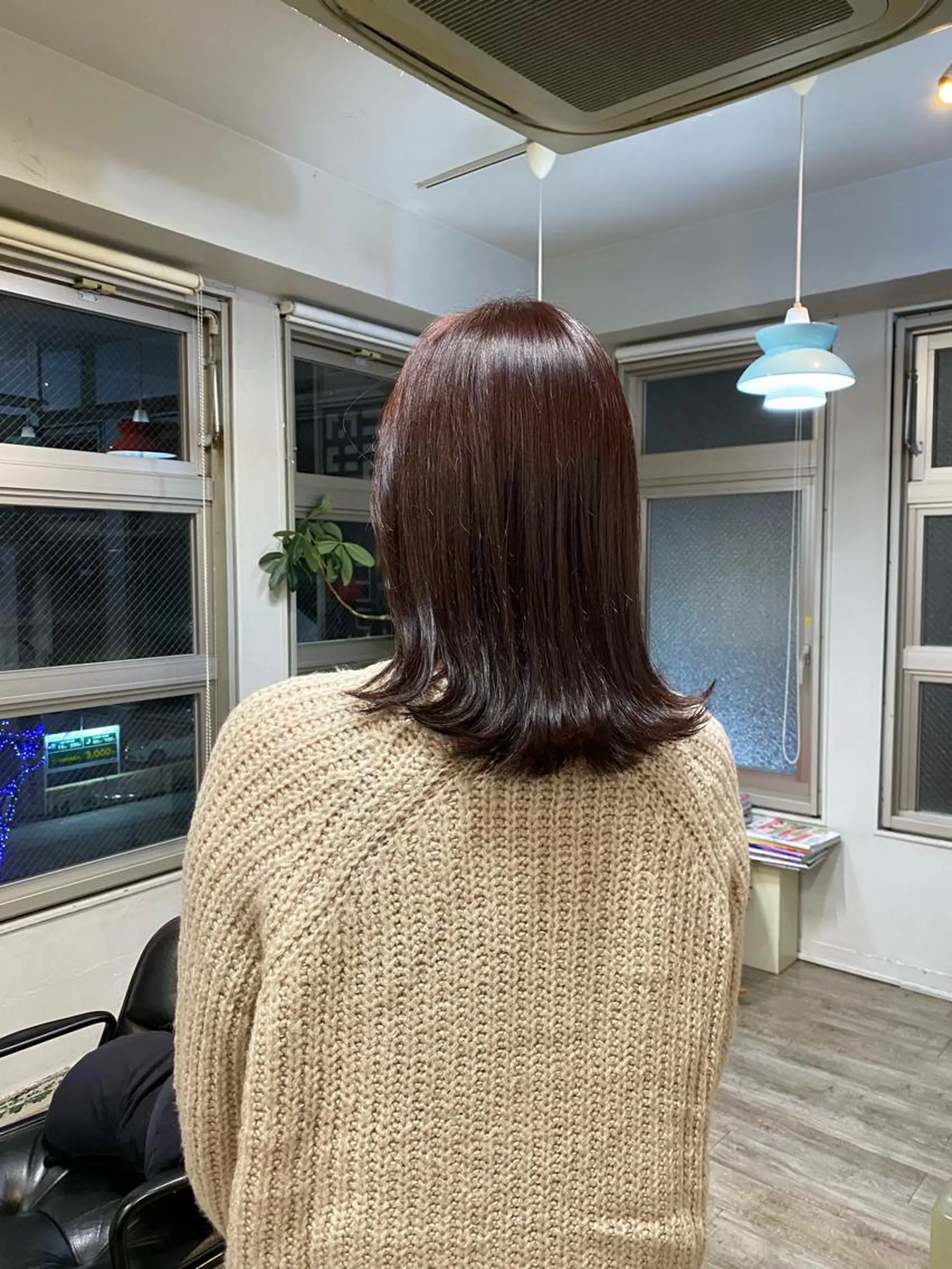 カラー ブラウンカラー カシス ヘアカラー トリートメント や ぎ /神戸美容室 /顔まわりレイヤーのヘアスタイル