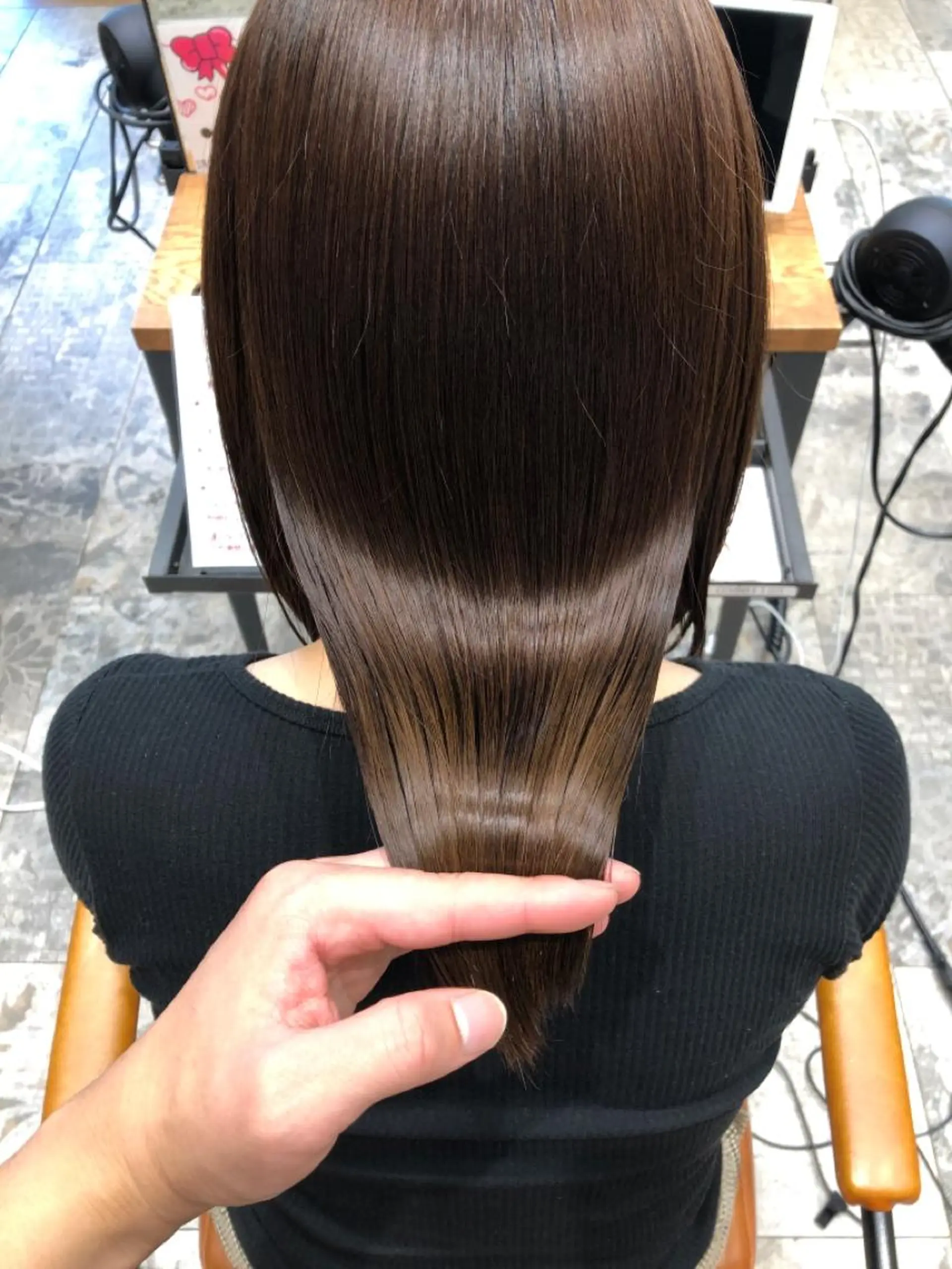 ミディアム カラー パーマ バレイヤージュ ブリーチ ケアブリーチ ダブルカラー ハイライトカラー カット ヘアカラー 縮毛矯正 トリートメント 新宿✨顔周りカット 韓国ヘア/坂本亜裟海のヘアスタイル